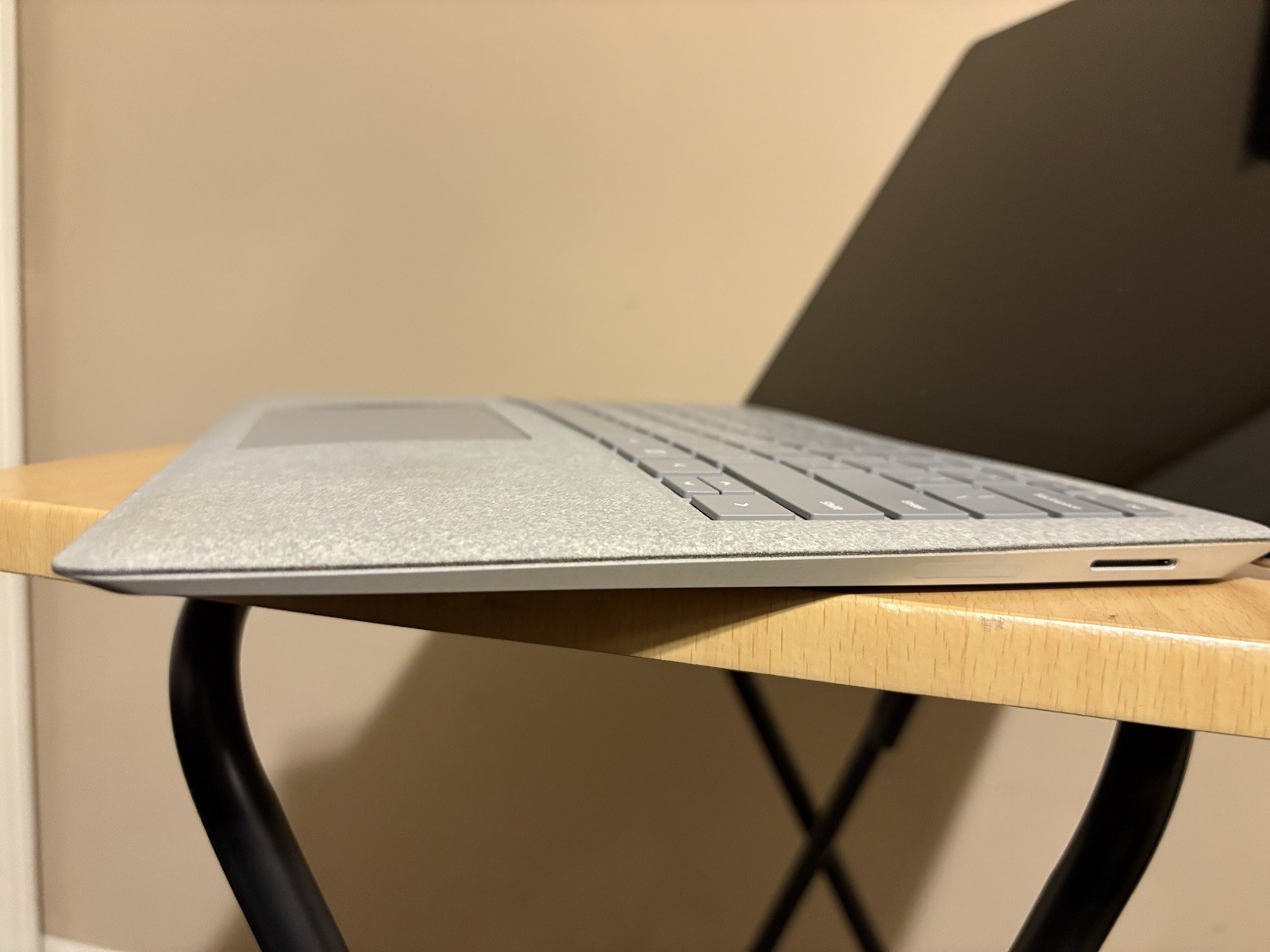 Microsoft Surface Laptop 1769