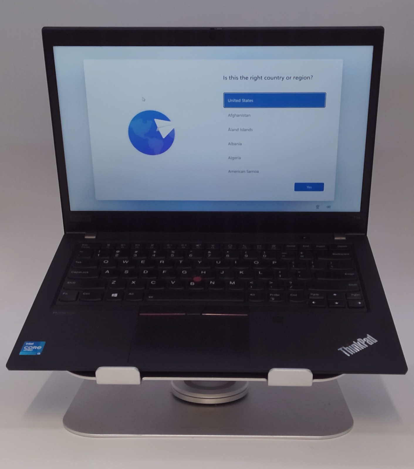 Lenovo ThinkPad T14 Gen 2 14″ Laptop i5-1145G7 8GB 512GB – USED NO AC NO Wi-Fi