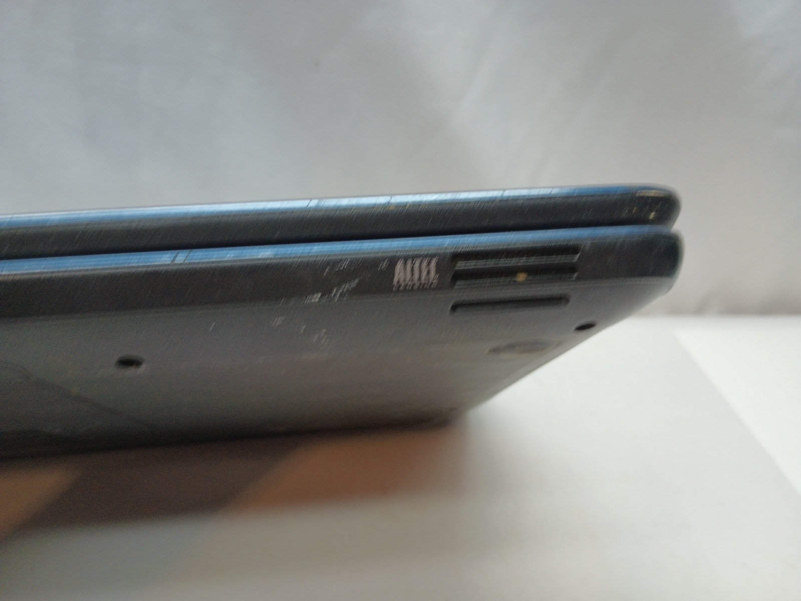 HP 2000 Notebook PC Laptop, As Is For Parts or Repair Broken Screen