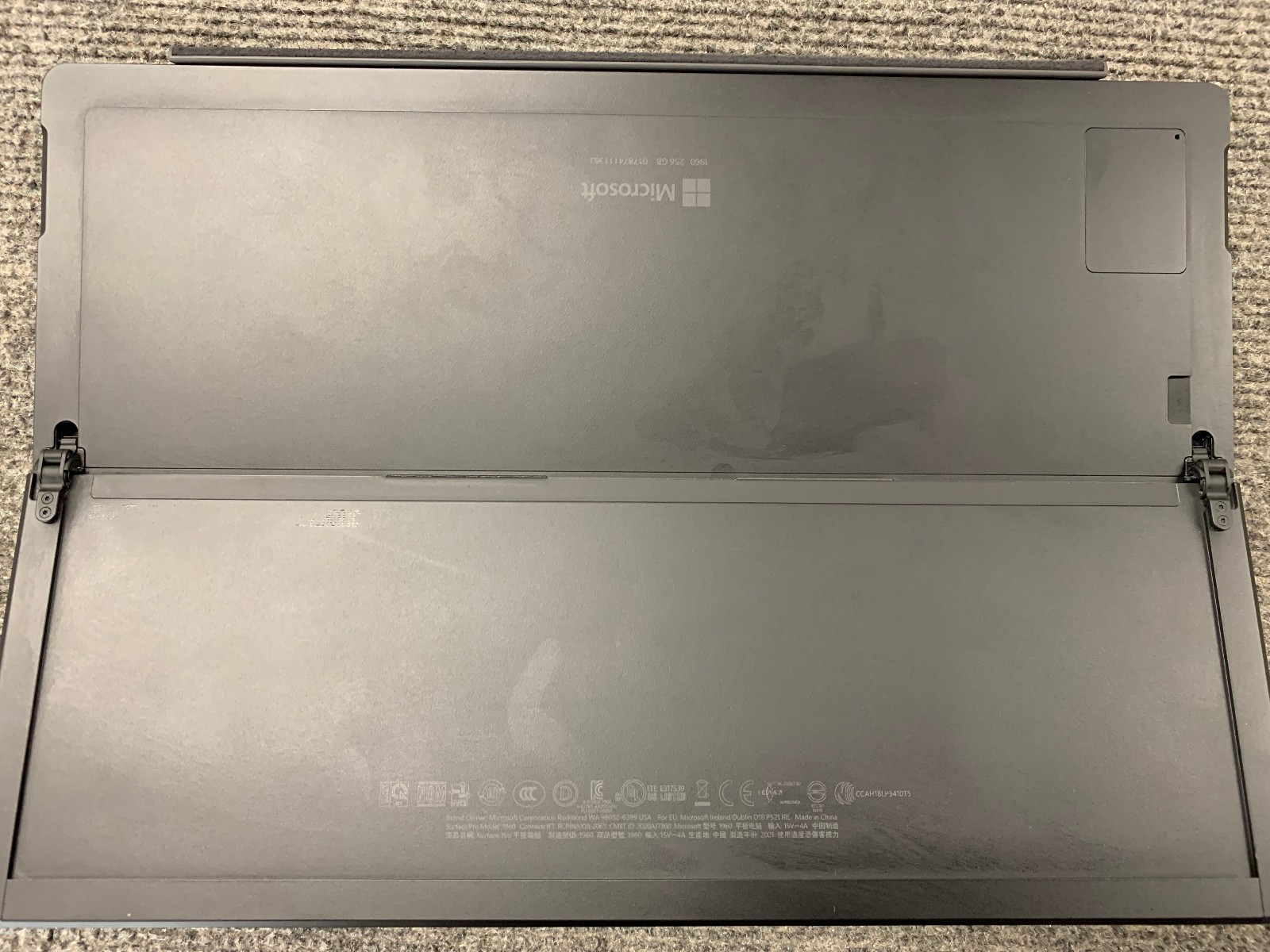 Microsoft Surface Pro 7+ 12.3″ 2-in-1 Laptop i7-1165G7 16GB RAM 256GB NVMe
