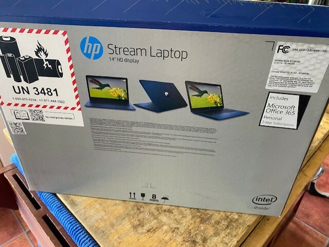 HP STREAM 14″ CELERON 4GB/64GB LAPTOP, BLUE