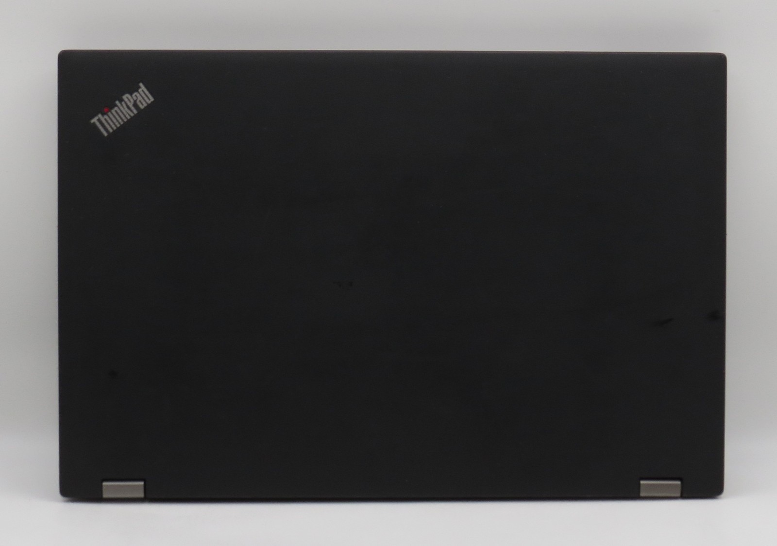 Lenovo ThinkPad P51 | I7-7770QH @ 2.8GHz | 16GB DDR4 | 15.6″ | NO HD/OS | READ