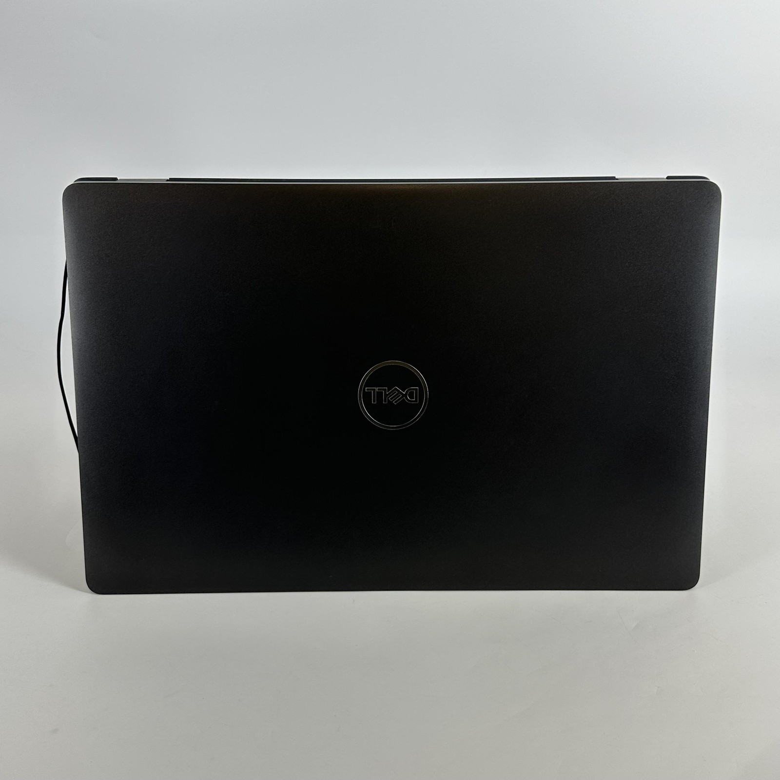 Dell Latitude 5501 15.6 Black FHD i7-9850H 2.60GHz 16GB 512GB SSD Good