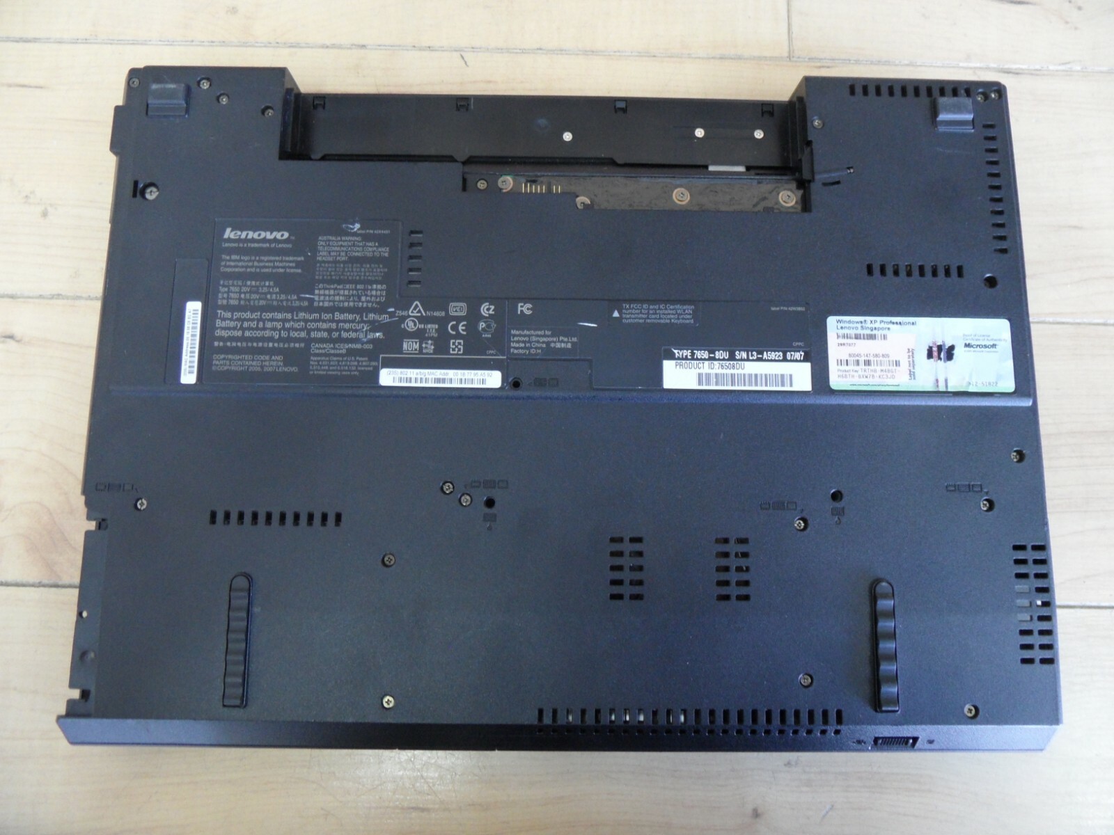 Lenovo Thinkpad R61i For Parts Posted Bios No Hard Drive