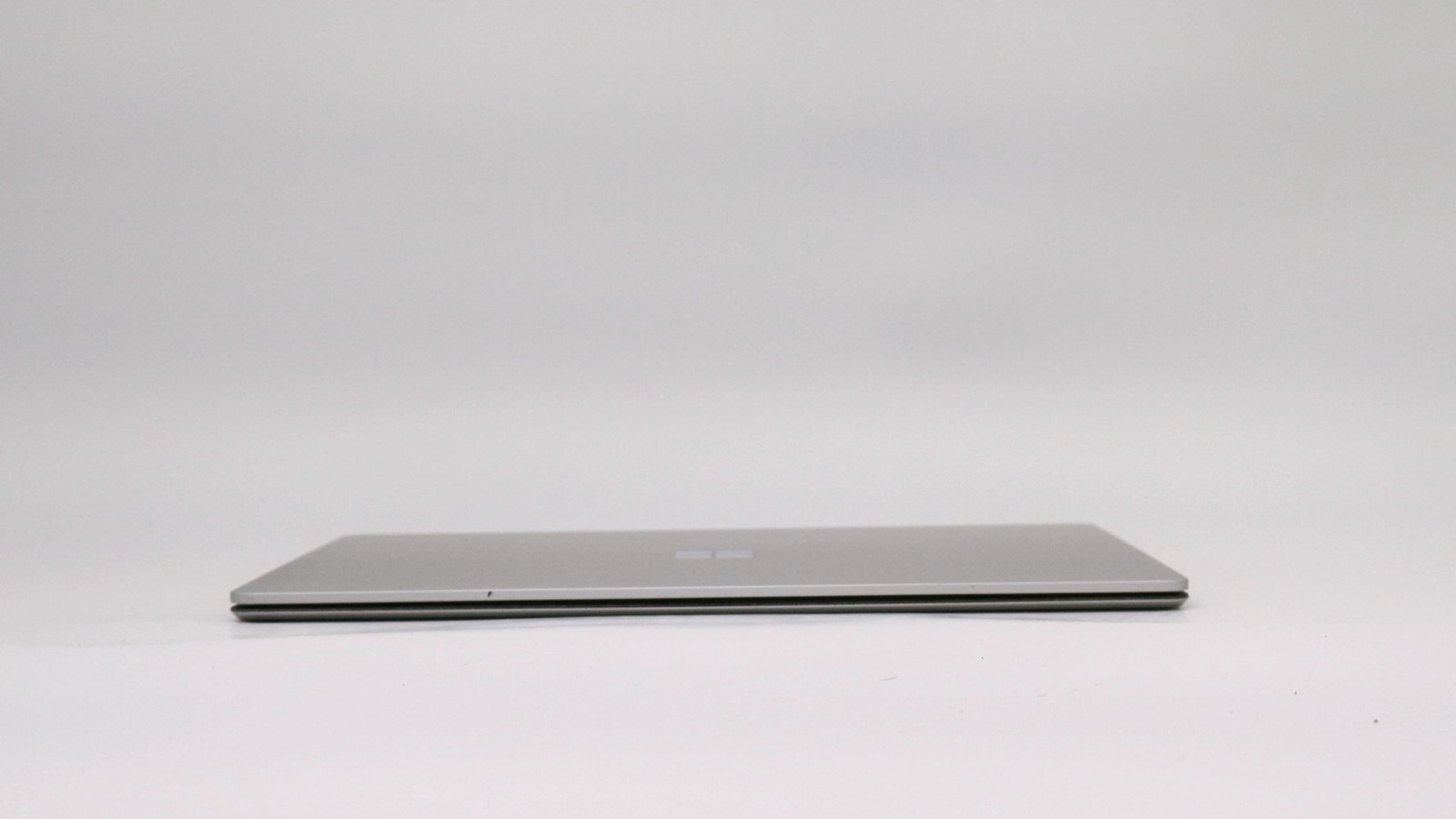Microsoft Surface Laptop i5-7300u 8GB 256GB – Good