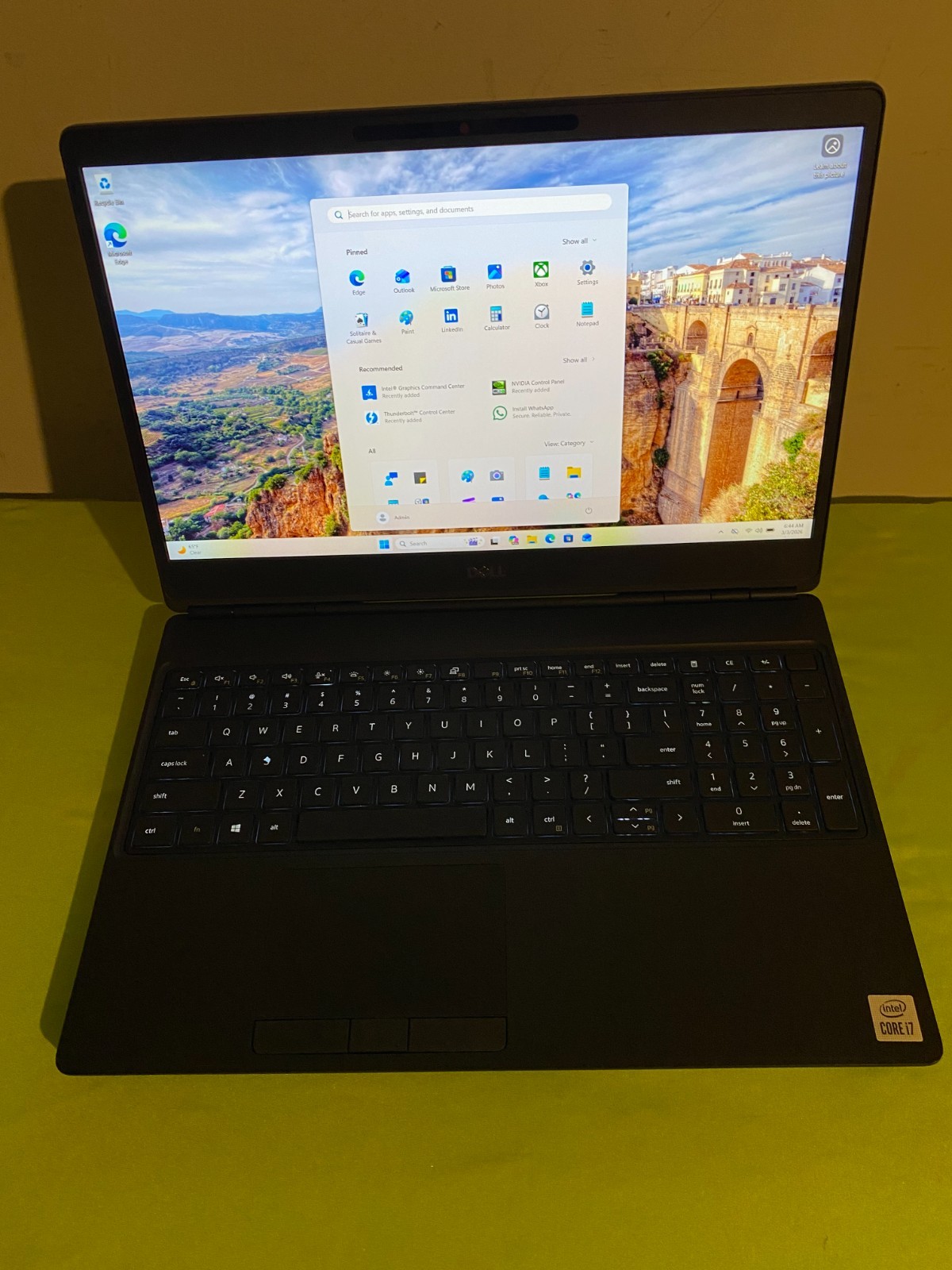 Dell Precision 7550 15.6″ Intel i7-10750H 64GB RAM 512B SSD NVIDIA Quadro T2000