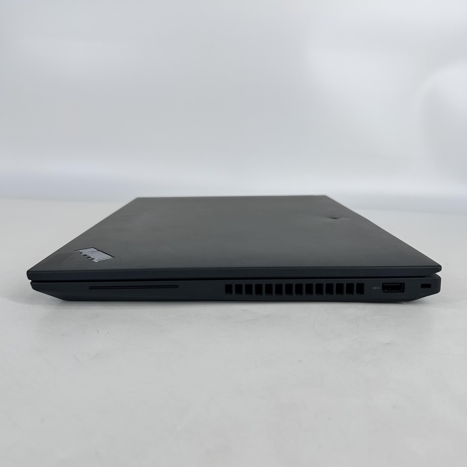 Lenovo ThinkPad P16s Gen 1 FHD+ TOUCH 2.1GHz i7-1260P 16GB 512GB SSD NVIDIA T550