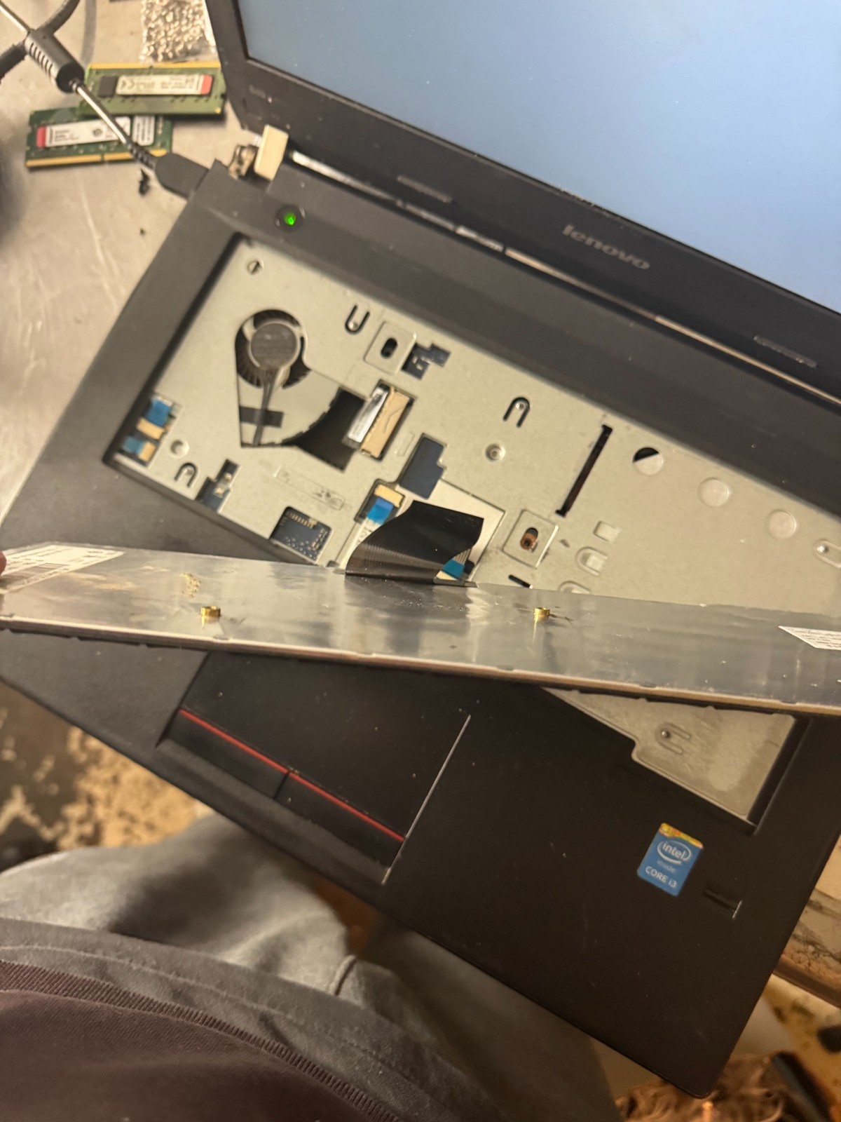 Lenovo ThinkPad E40 i3 4th Gen Boots Missing Bottom Cover Keyboard Issue Parts