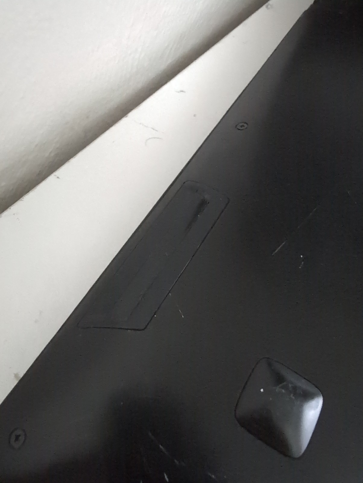 Lenovo Gaming IdeaPad Y700-15ISK Laptop I7-6700HQ Nvidia 960 4GB VRAM 8GB RAM