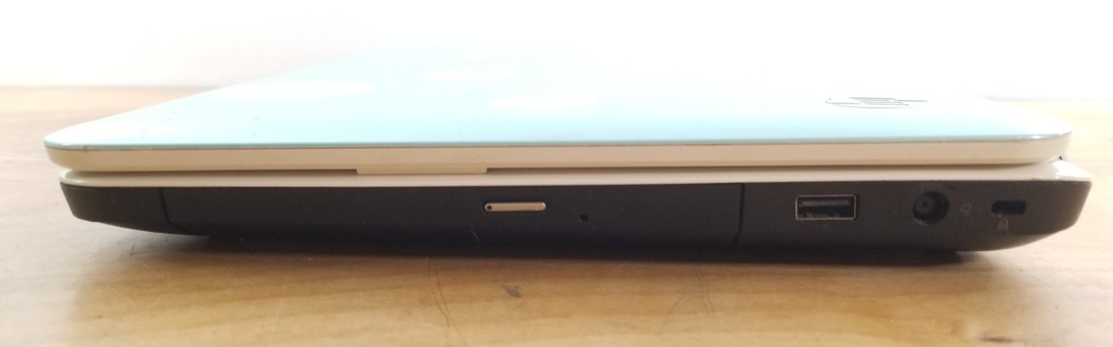 HP Pavilion G6-1B59WM AMD A4-3300M 1.9GHz 4 GB (Flowers) PLEASE READ