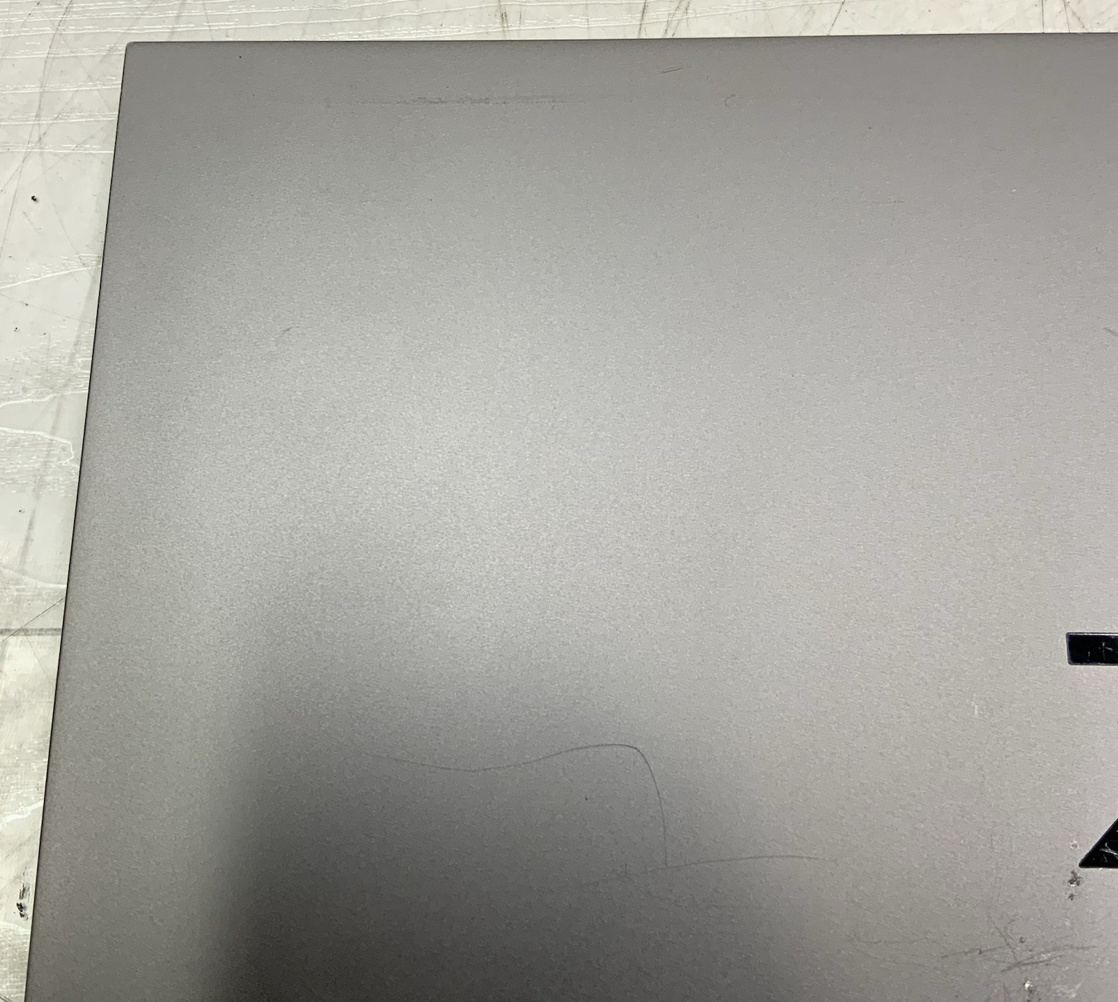 HP ZBook Studio Gen 7 Intel i7-10850H 32GB DDR4 512GB NVMe Quadro T2000 W10P