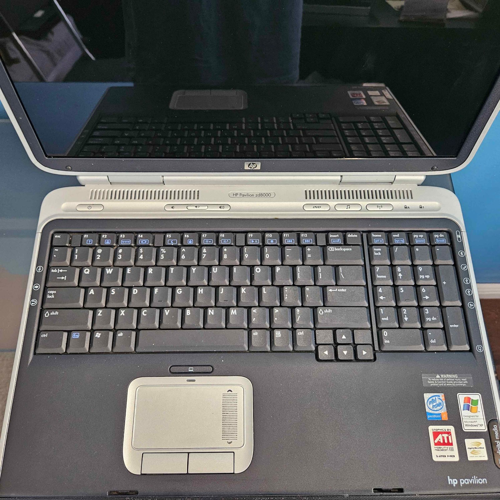 (READ) HP Pavilion zd8000 Pentium 4 CPU 1GB RAM 160GB HDD (UNTESTED!)