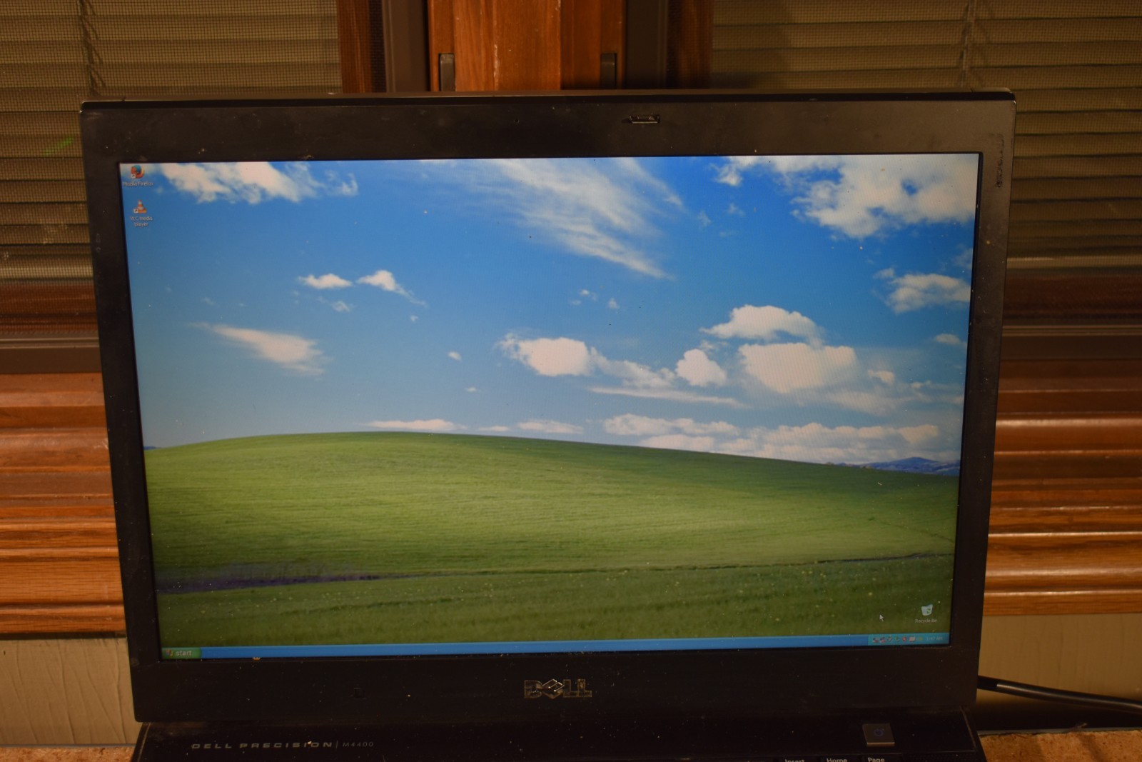 Dell Precision M4400 Core 2 Duo 2.93GHz 1TB HDD WUXGA 1920×1200 Windows XP Pro