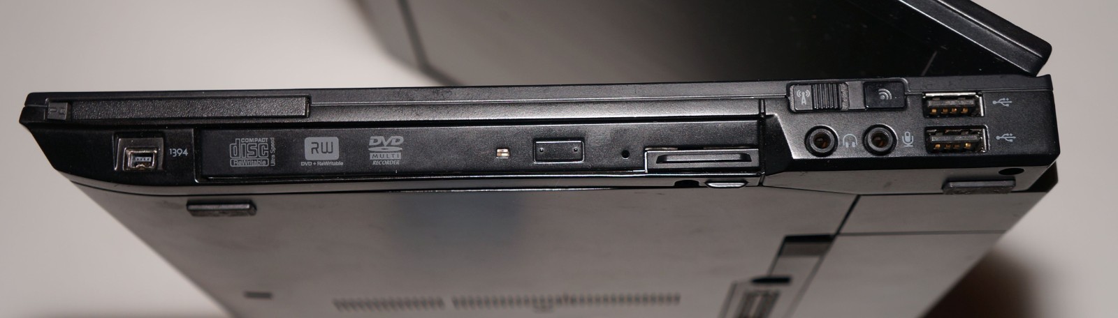 Dell Latitude E6400 2GB Ram 80GB HDD 2.40Ghz C2D P8600 Windows XP RS-232 Working