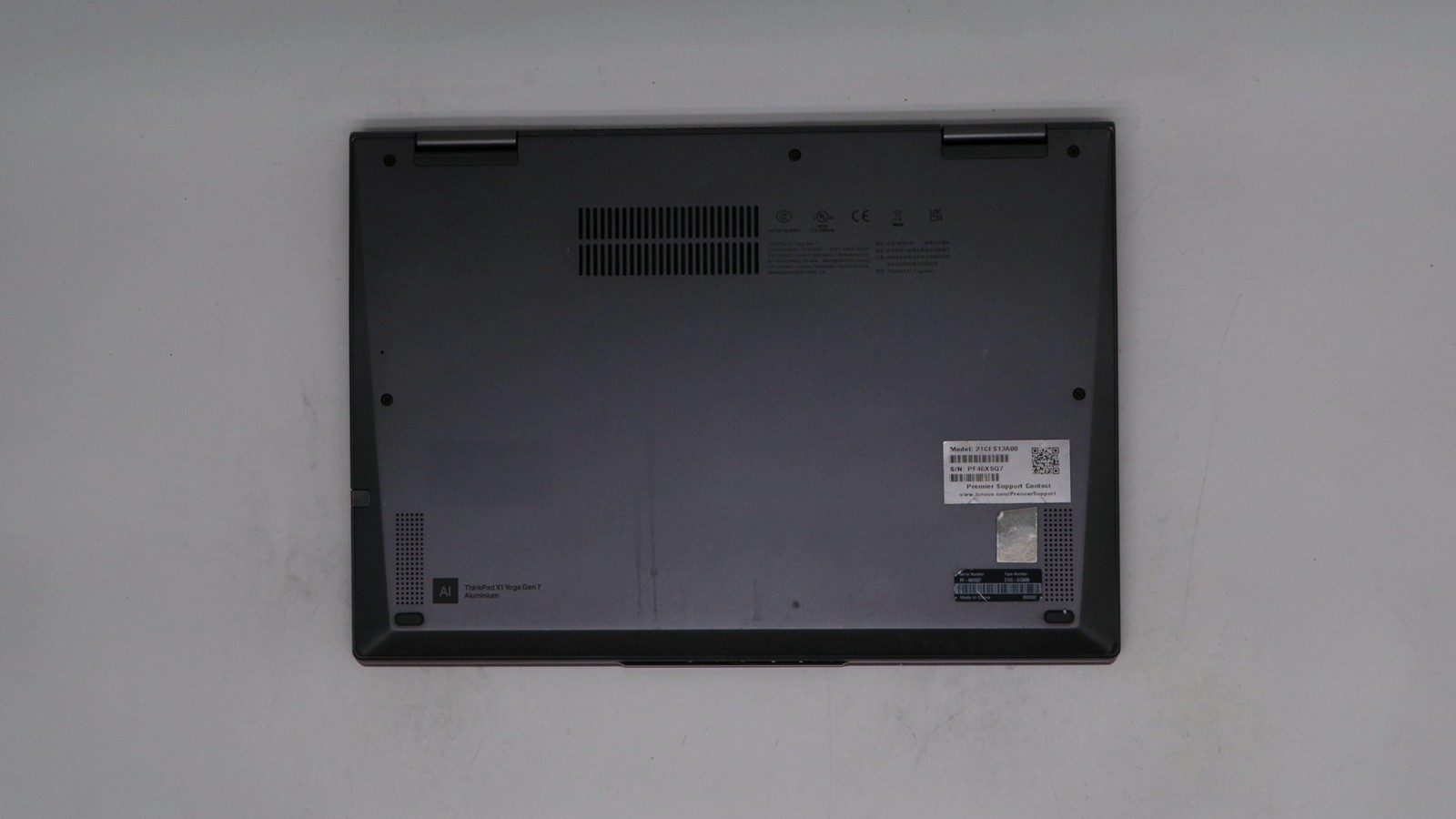 Lenovo ThinkPad X1 Yoga Gen 7 14″ i7-1265u 16GB 512GB – Very Good