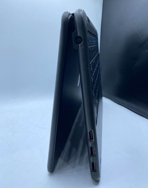 Dell Latitude 3190 2 in 1 11.6″ Intel N5030 @1.10GHz 4GB 128GB SSD