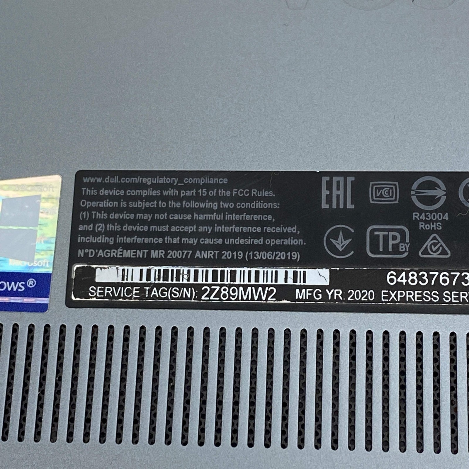 Dell Vostro 5590 15.6″ i7-10510U 1.8GHz 16GB RAM 512GB SSD GeForce MX250