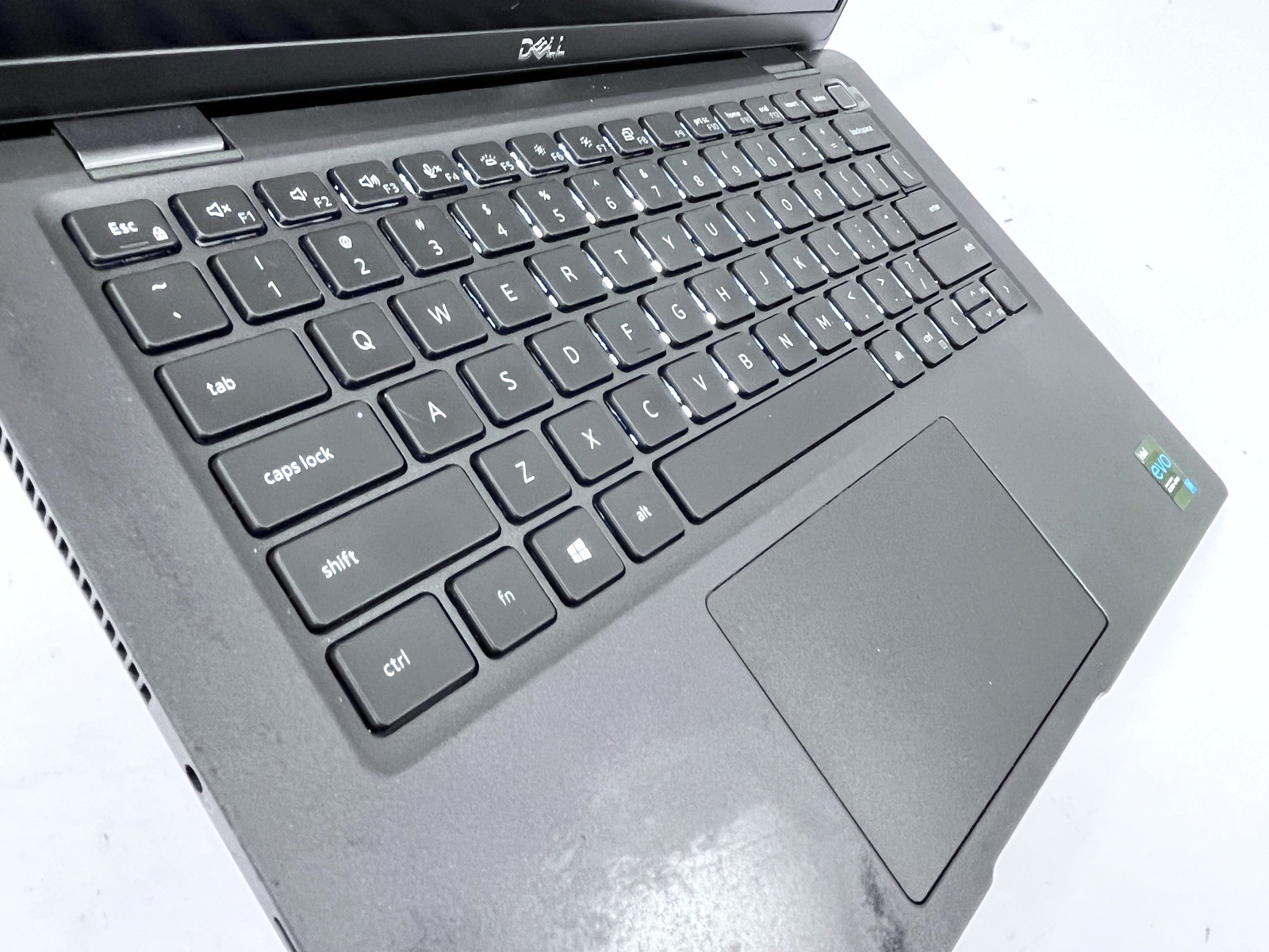 Dell Latitude 7420 14″ FHD i7-1185G7 3.0Ghz 32GB 512GB *GRADE C*