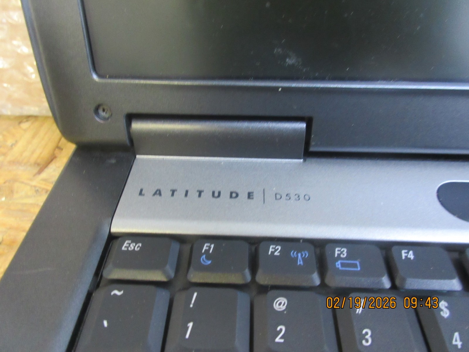 Dell Latitude D530 14″ INTEL CORE 2 /1GB RAM/80GB HDD/NO OS LAPTOP.