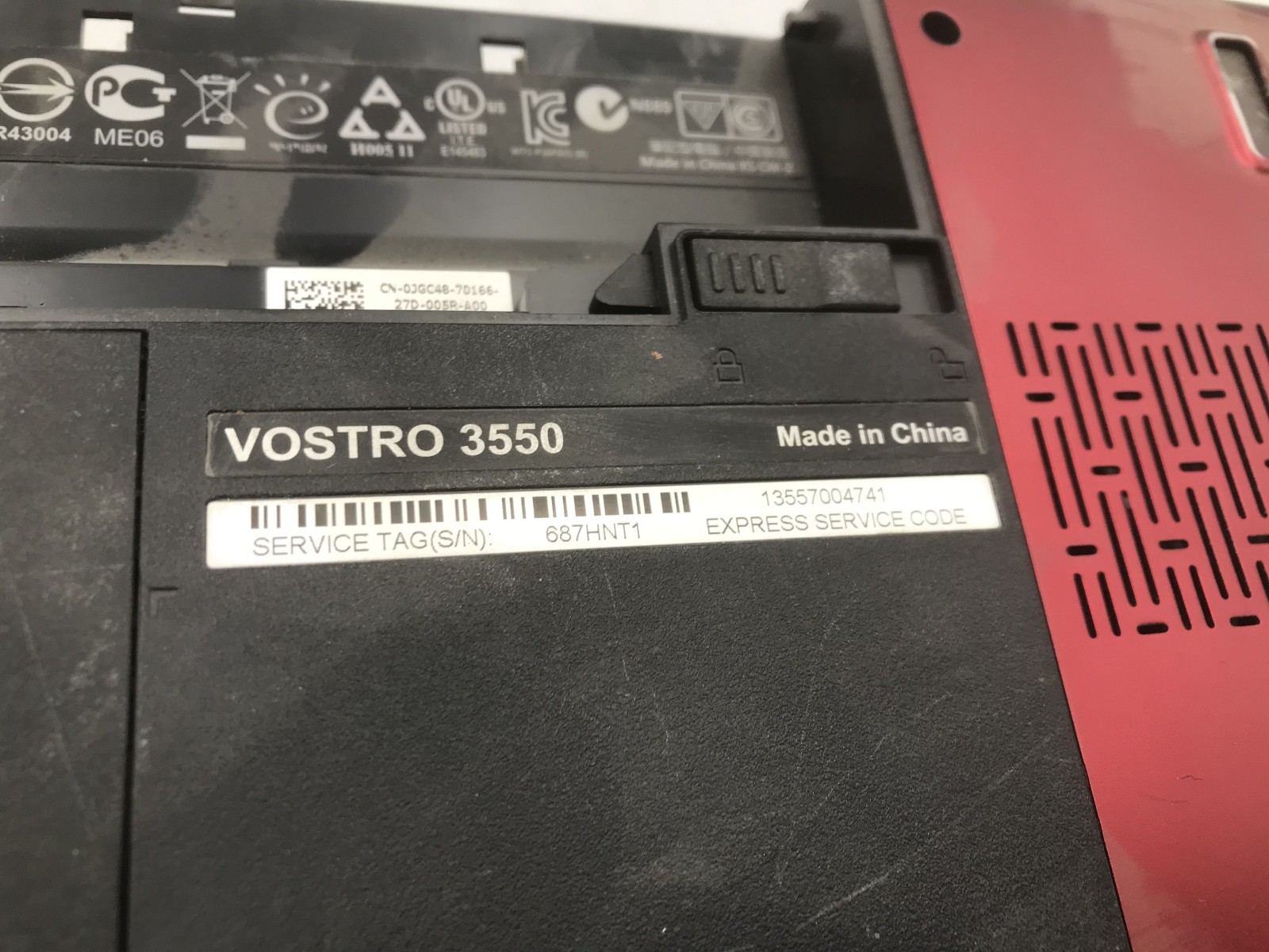 DELL VOSTRO 3550 – BOOTS TO BIOS/BAD LCD – INTEL I3 2350M – 4GB RAM – READ – BB!