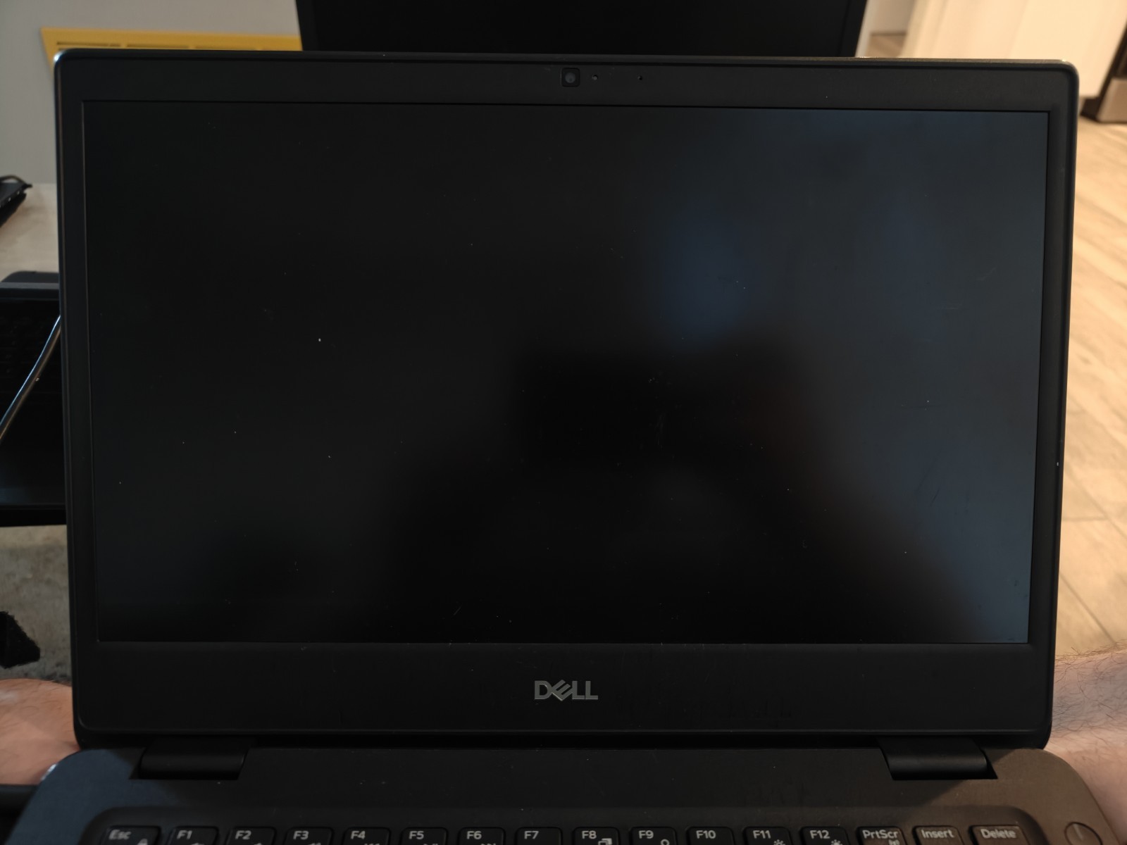 DELL LATITUDE 3400 – FOR PARTS/BROKEN LCD – INTEL I5-8265U