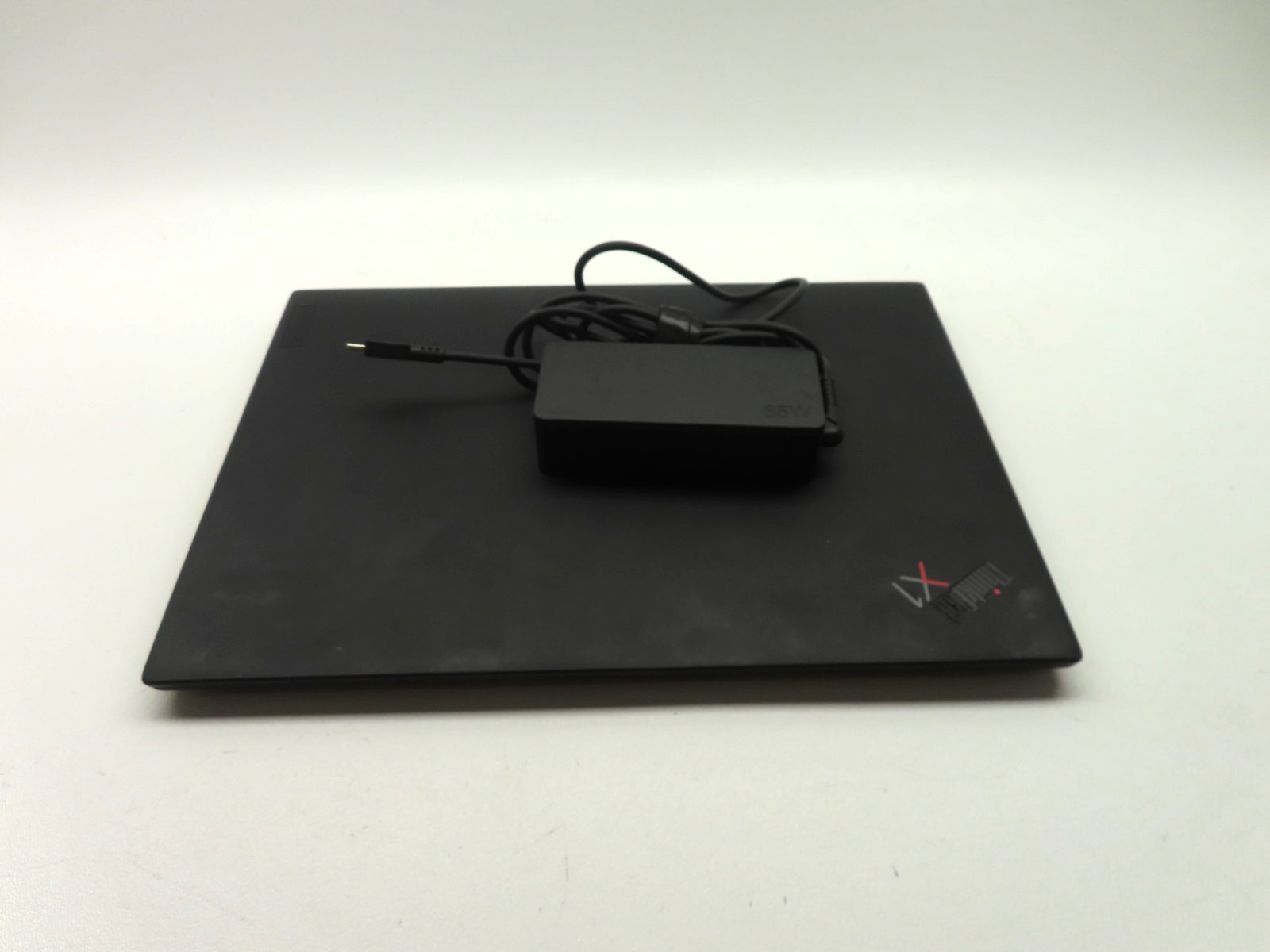 Lenovo ThinkPad X1 Carbon 9th Gen 14″ Intel i7-1185G7 3.0GHz 16GB RAM 512GB SSD