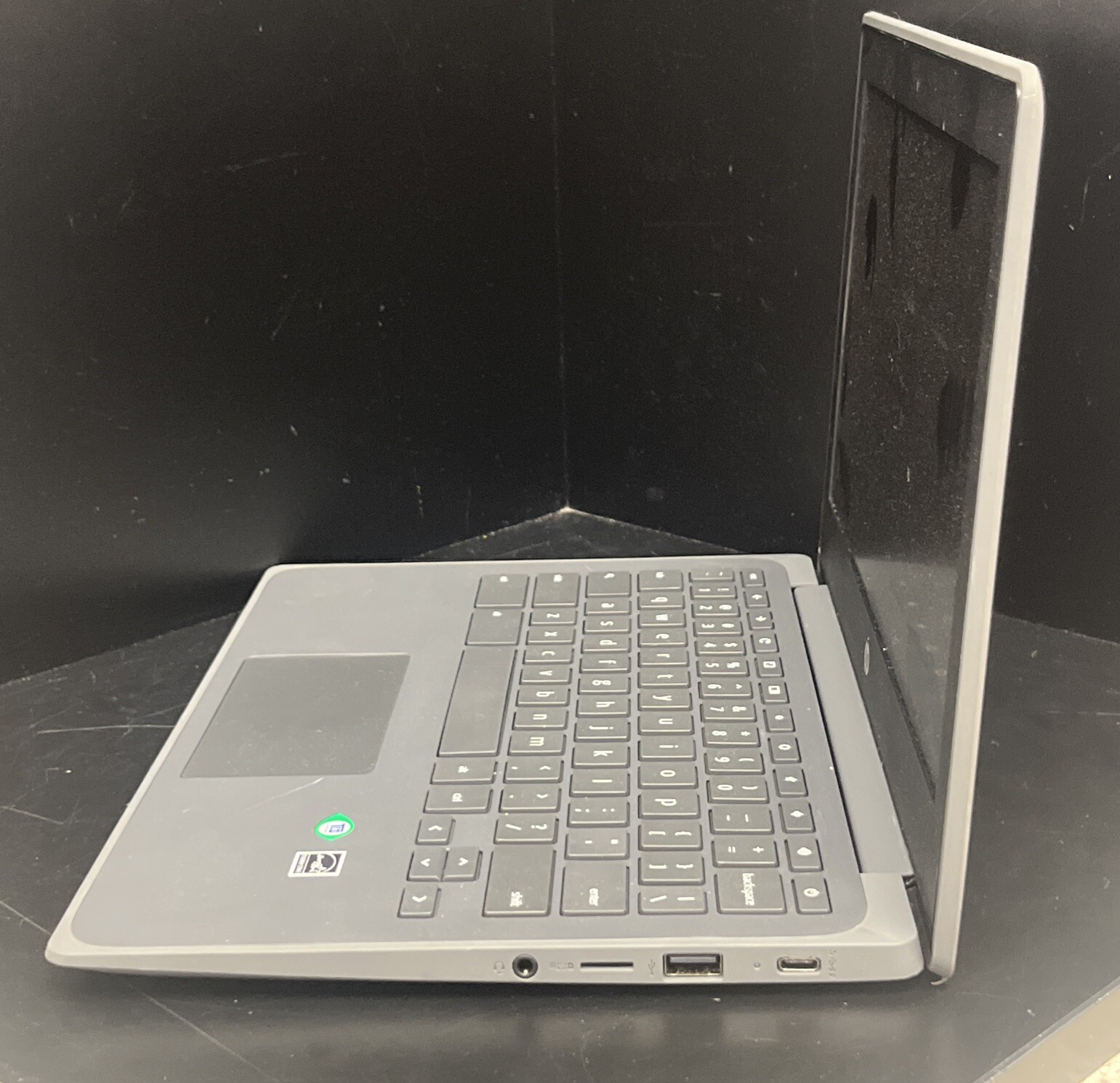 HP Chromebook 11A G8 EE AMD A4 4GB 32GB EMMC 11.6′