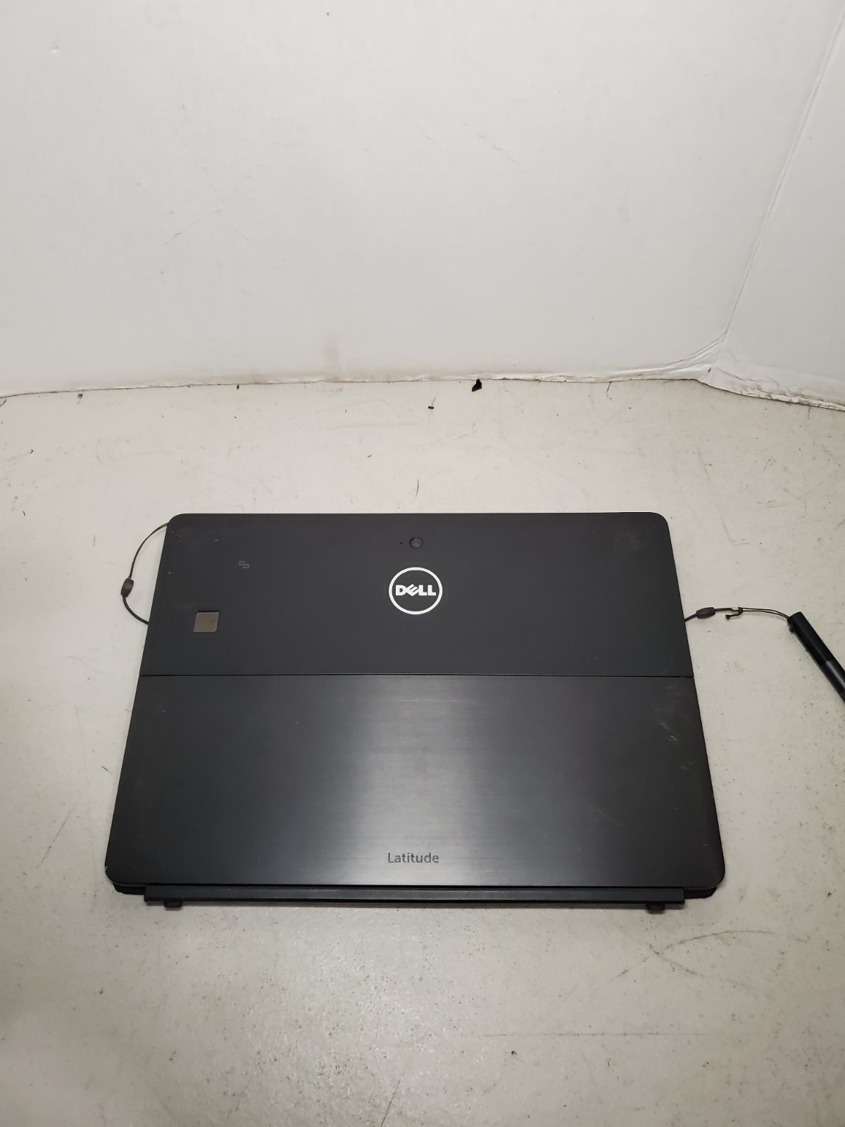 Dell Latitude 5285 i7-7600U 16GB RAM 256GB SSD Win11 CRACKED LCD! #69