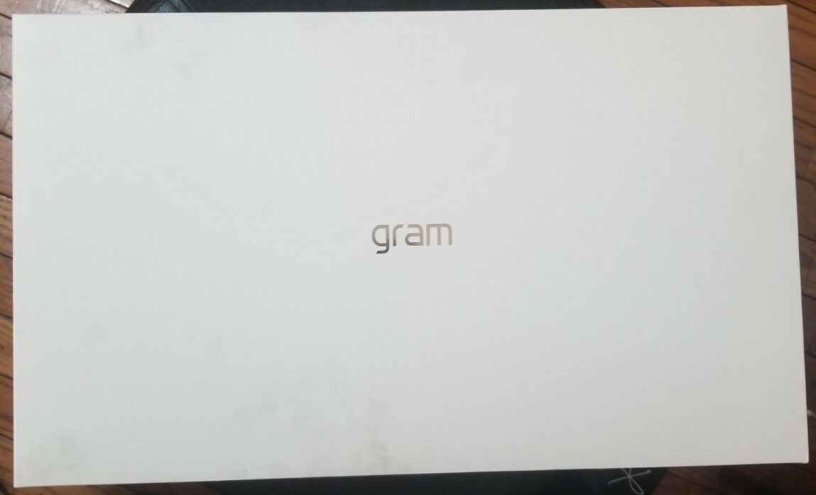 LG Gram Laptop 14 Ultra Slim,14Z995-U.ARS6U1, Intel i5 10thGen,512GB SSD, 8GB DD