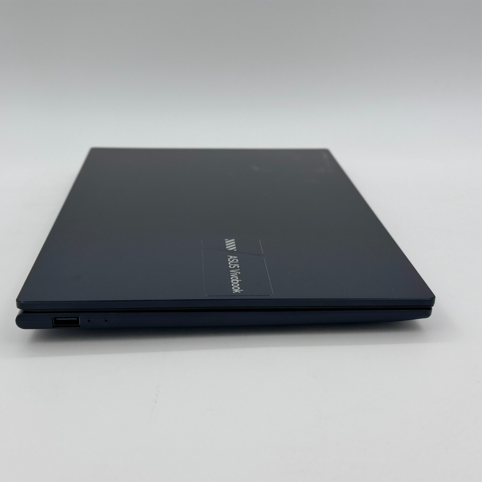 ASUS Vivobook 14″ FHD Laptop Intel Core i3 8GB 128GB SSD Win 11 USB-C HDMI