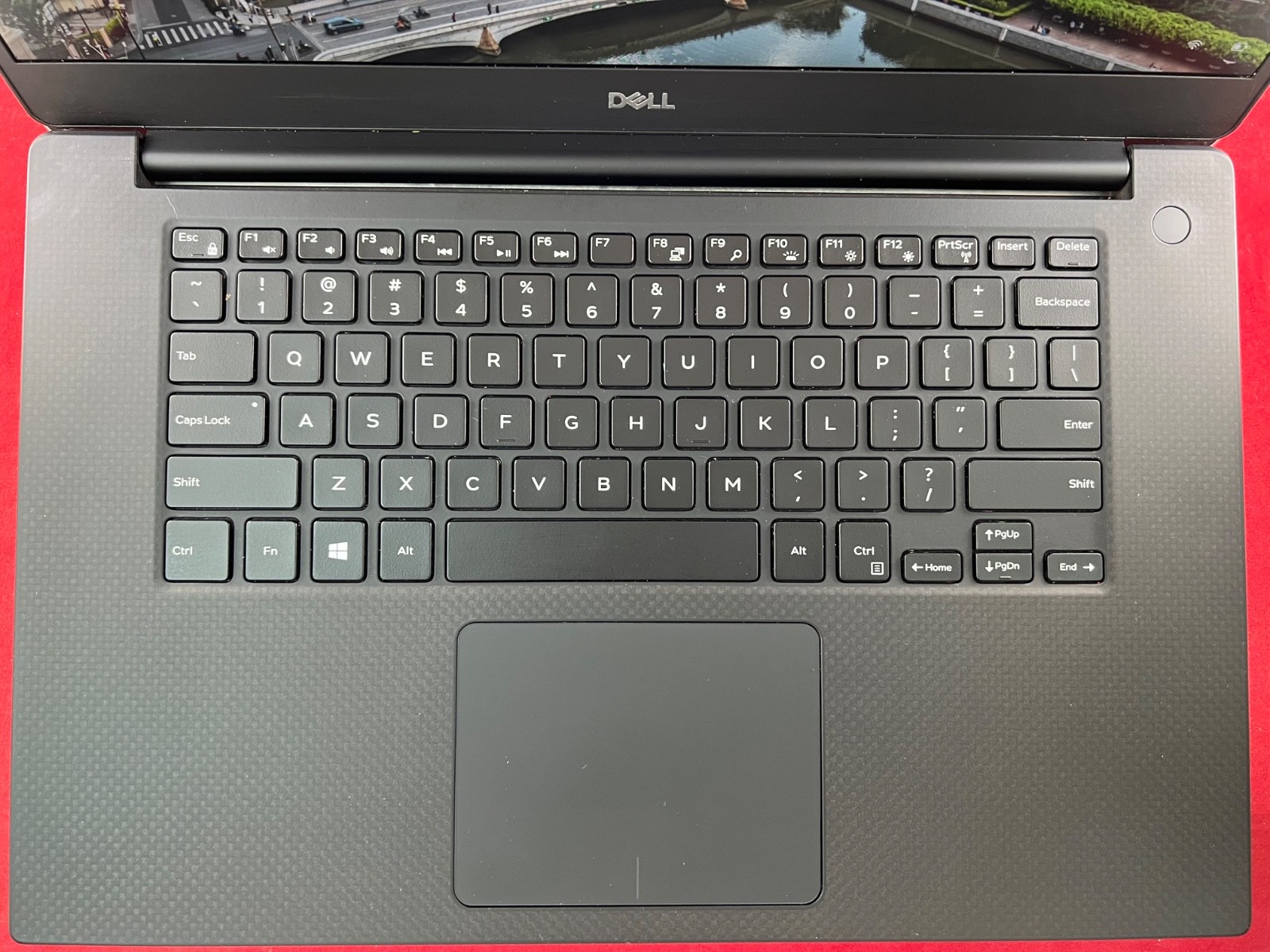 DELL XPS 15 7590 i5-9300H, 256GB SSD, 8GB, BRIGHT 15.6″ 500 NITS FHD IPS DISPLAY