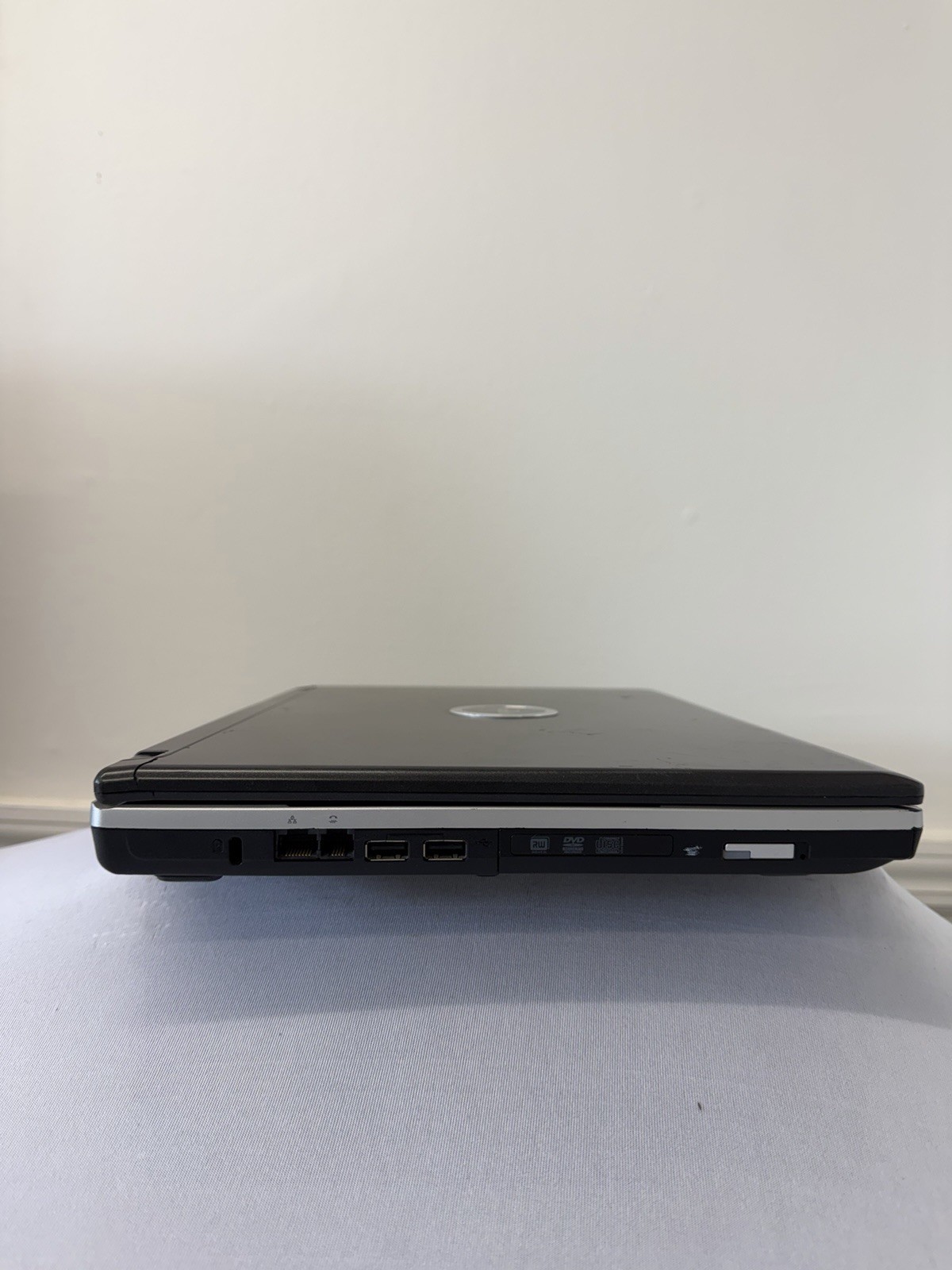 Nobilis MS-163K Laptop – Screen Yellowing -Intel Pentium T4300 – Read Des