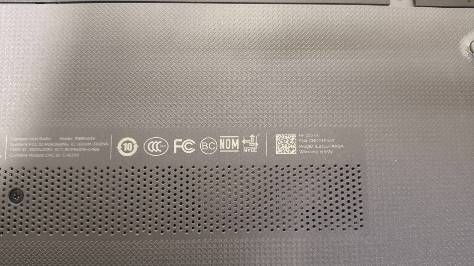 HP NOTEBOOK 255 G6 15.6″ AMD WINDOWS 10 PRO Works great