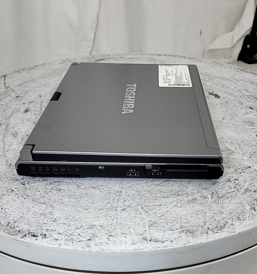 TOSHIBA PORTEGE M700 PPM70U-1MU04N PC Laptop CORE2 DUO T7500 2GB SEE NOTES