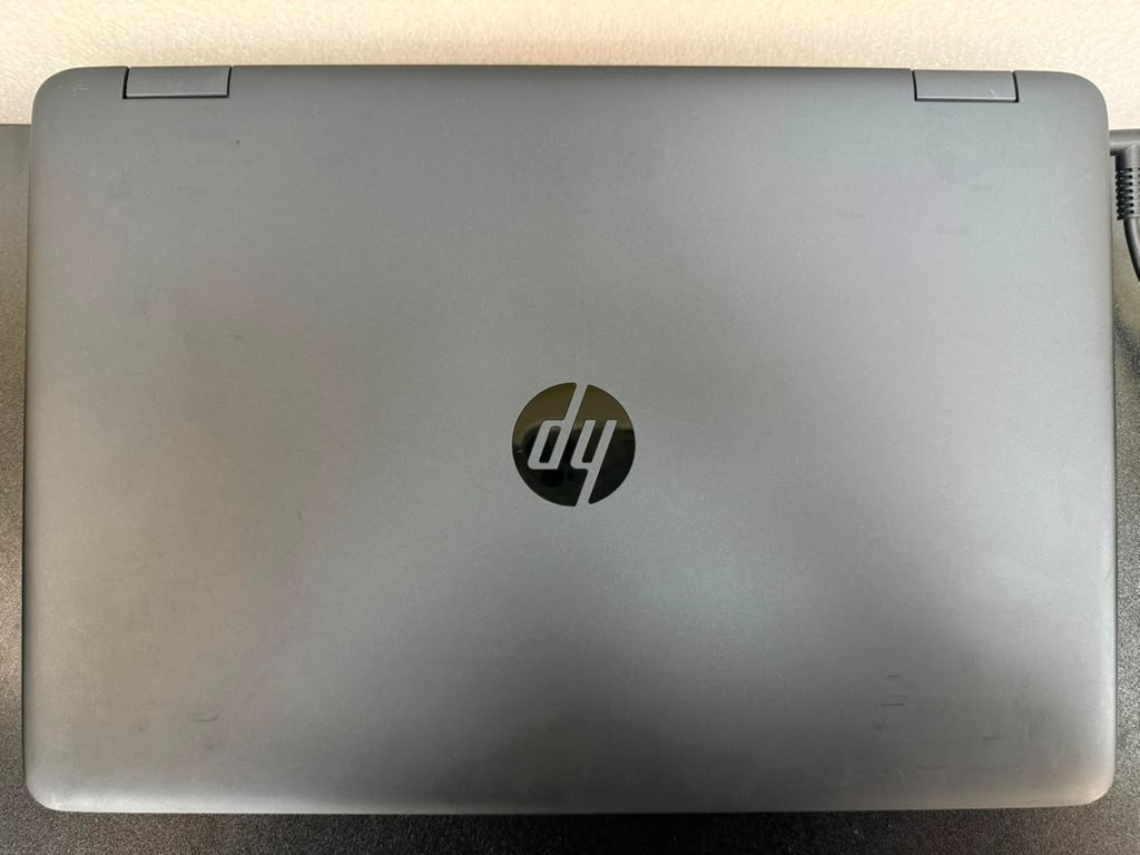 HP ProBook 650 G2 15.6″ i5-6300U 8GB RAM 0 SSD White Spot LCD Poor Battery Used