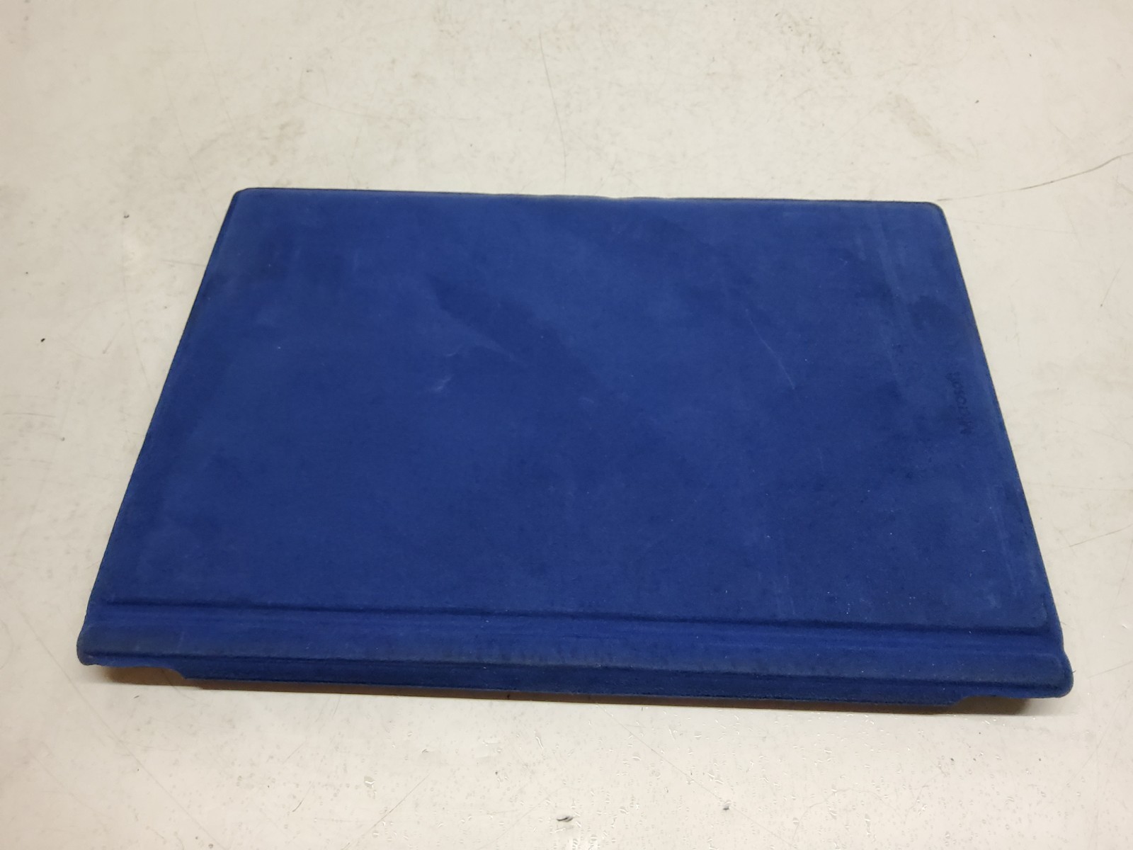 Microsoft Surface Pro 1631 Intel Core i7-4650U 1.7GHz 8GB 512GB SSD NO OS