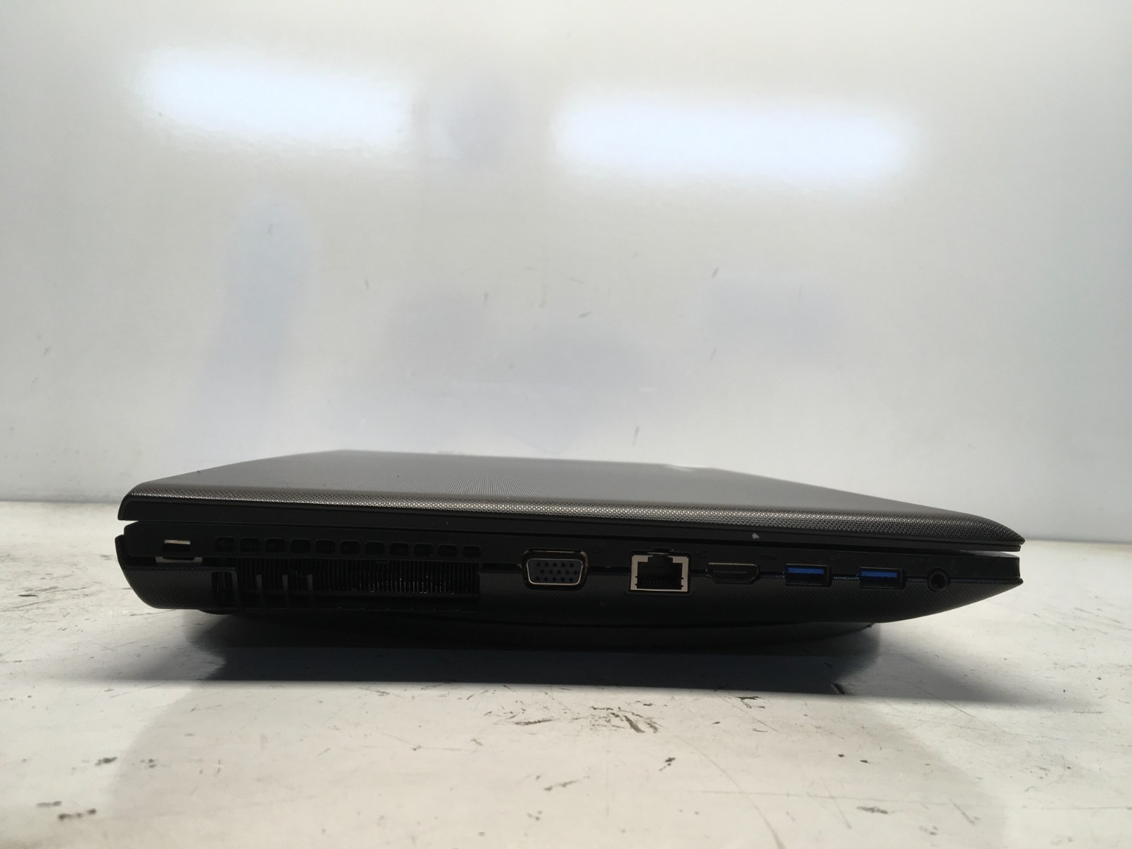 Lenovo G500 20236 Intel i5-3230M 2.6GHz 4 GB NO HDD – Damaged screen