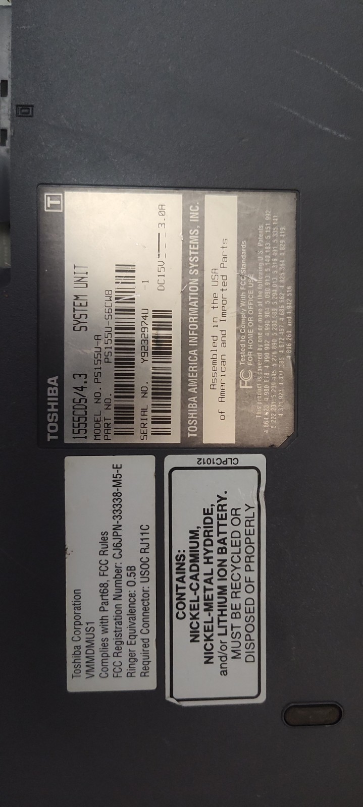Toshiba Satellite 1555CDS Pentium 233MHz 32MB 3GB Win98 12in BROKEN, FOR PARTS