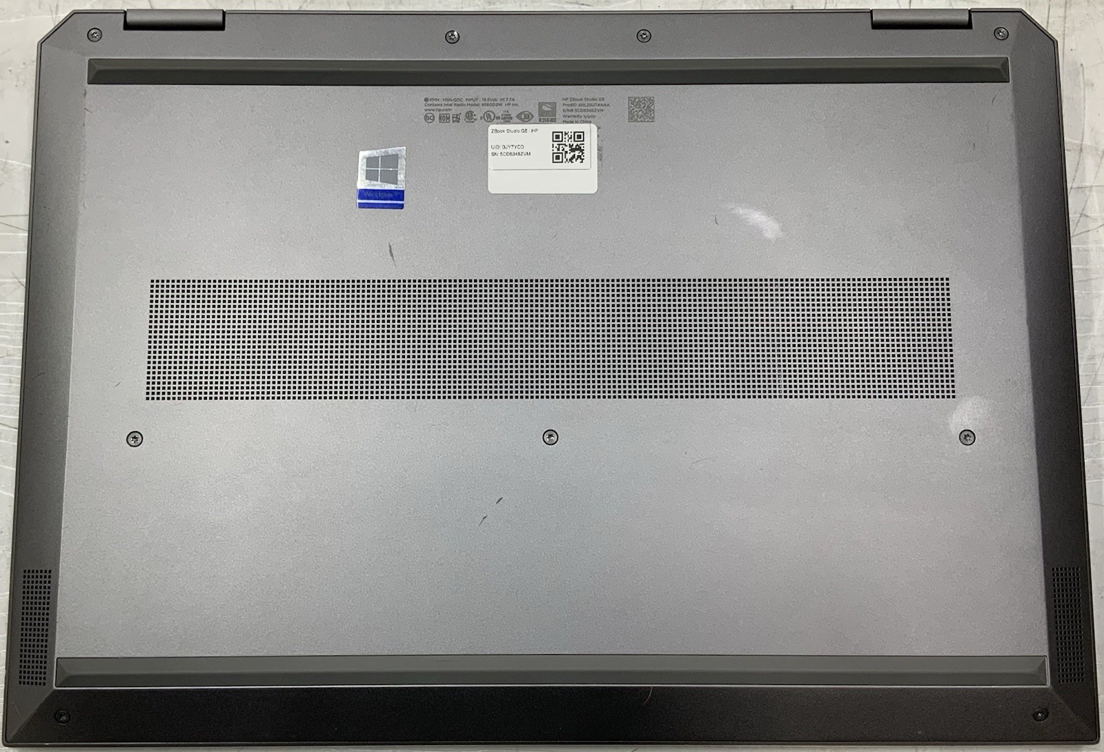 HP ZBook Studio G5 15.6″ – i7-8750H 32GB RAM, 512GB SSD, P1000, W10Pro