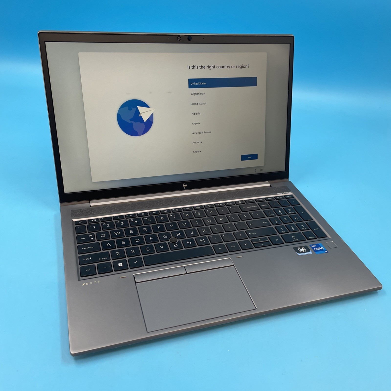 HP ZBook Firefly G8 | i7-1165G7 | 16GB RAM | 512GB SSD | WIN 11 PRO | 71% BATT