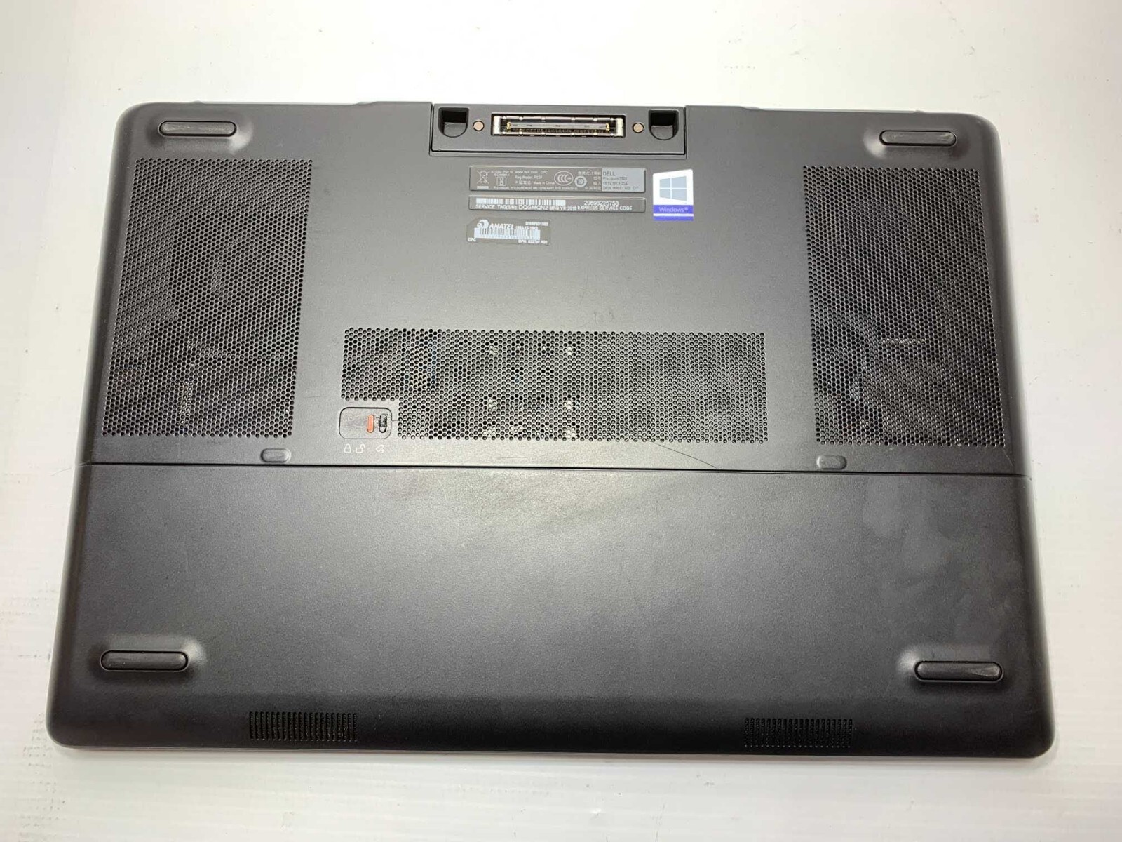 Dell Precision 7520 XEON 3.8 & 4.2 GHz 16GB, 256GB SSD + 1TB HDD 15.6″ WIN10PRO