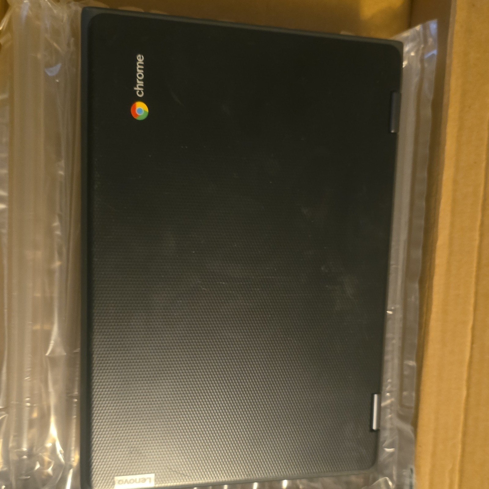 Lenovo Chromebook 300e Gen 2 AMD 11.6″ 32GB Chrome OS Wi-Fi Bluetooth