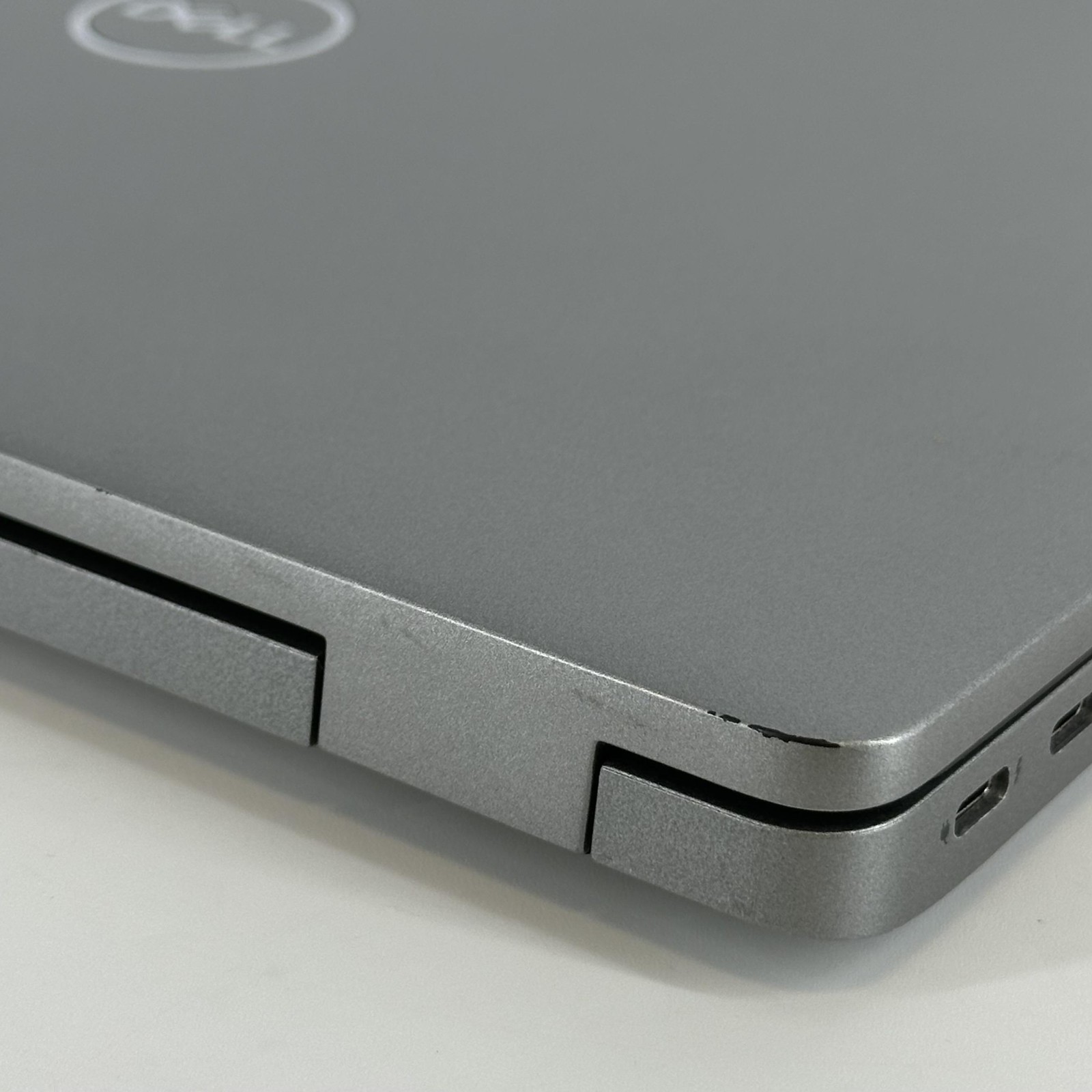 Dell Latitude 5420 14 Gray FHD TOUCH i7-1185G7 3.00GHz 16GB 512GB SSD Very Good