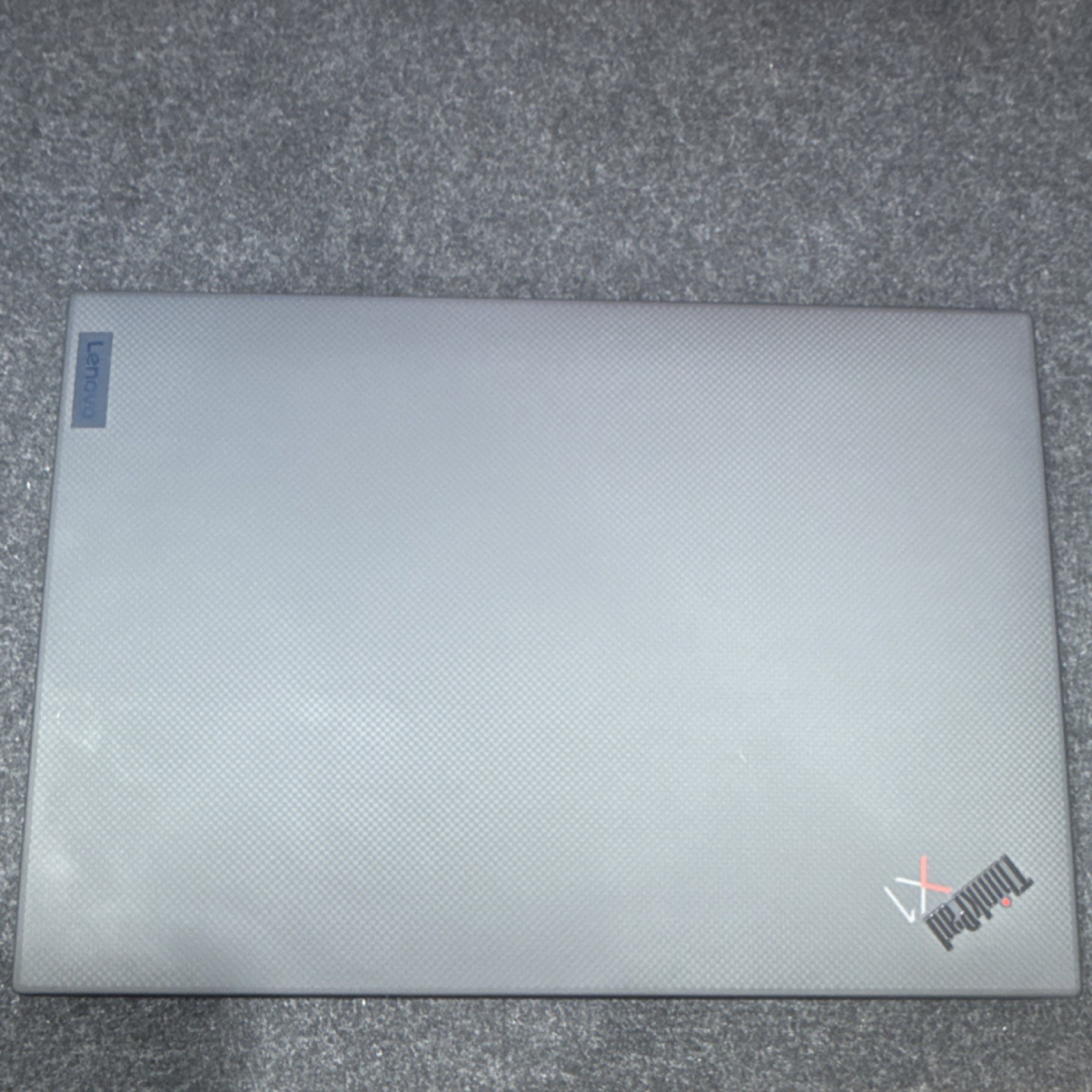 Lenovo ThinkPad X1 Carbon Gen 9 i7 32GB RAM 1TB SSD 14” Win 11 Pro