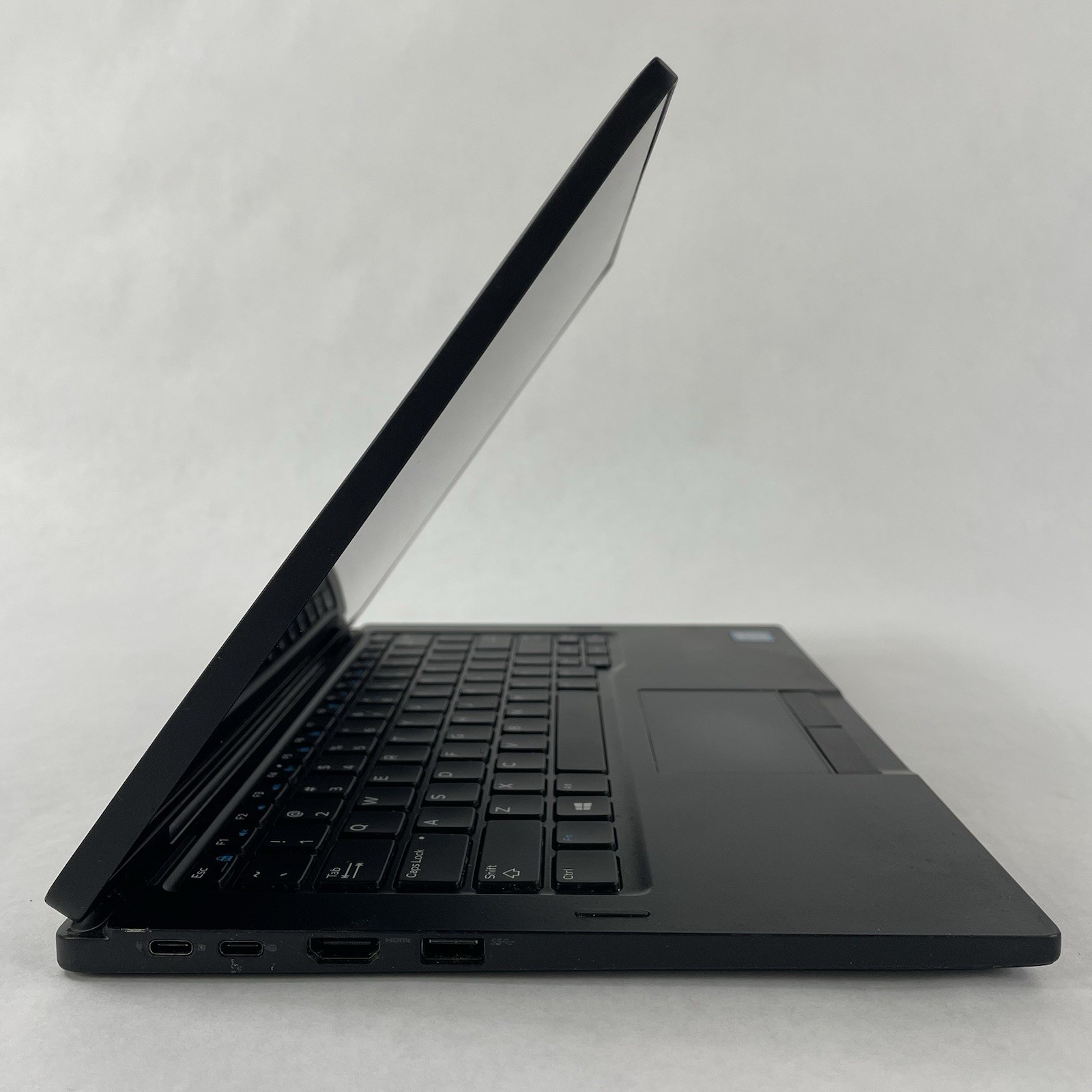 Dell Latitude 7390 2 in 1 13.3″ Touch i3-7130U 2.70 GHz 4 GB RAM No SSD/OS/Batt