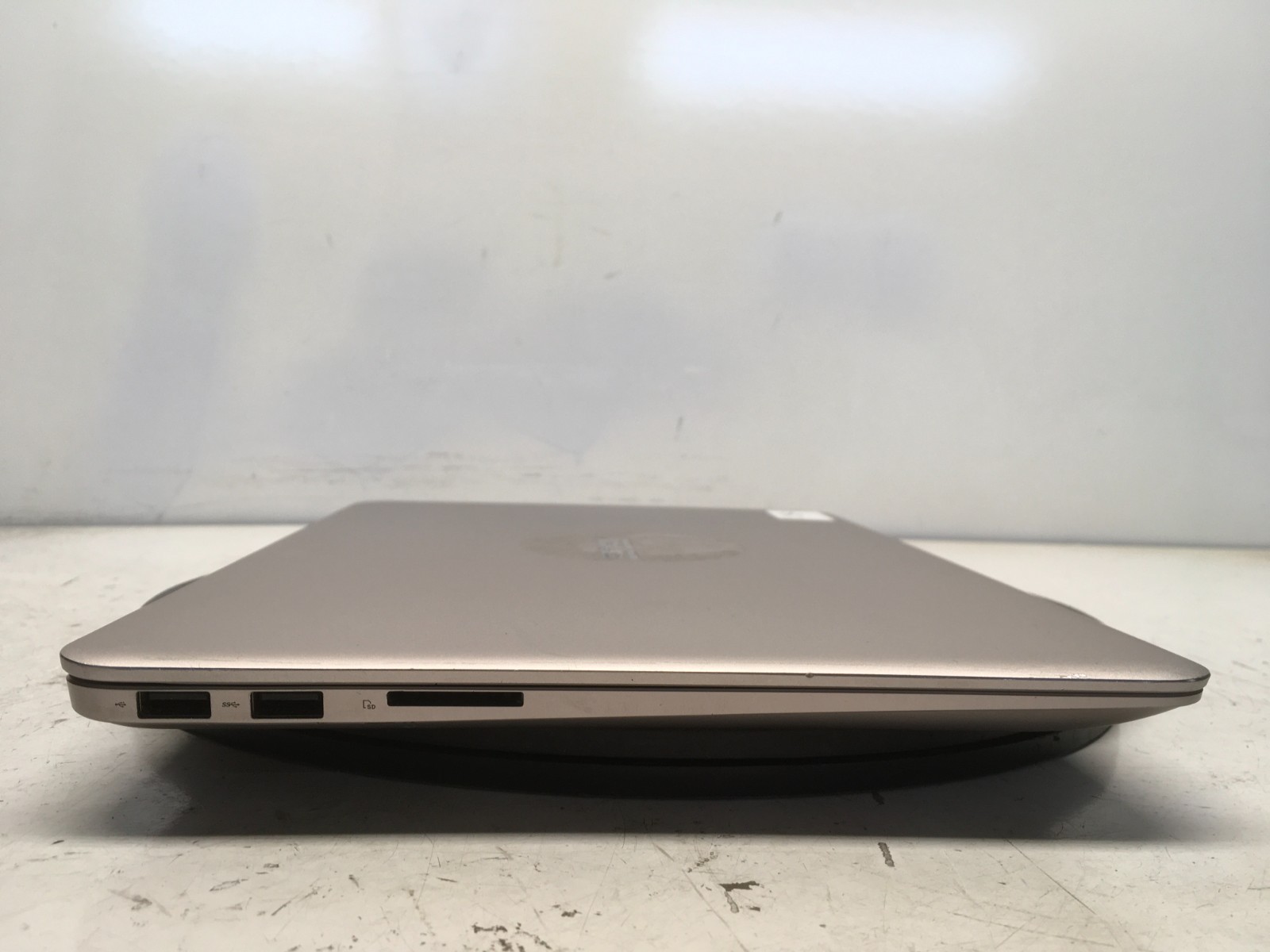 Asus UX305U Intel i5-6200U 2.3GHz 8 GB NO HDD