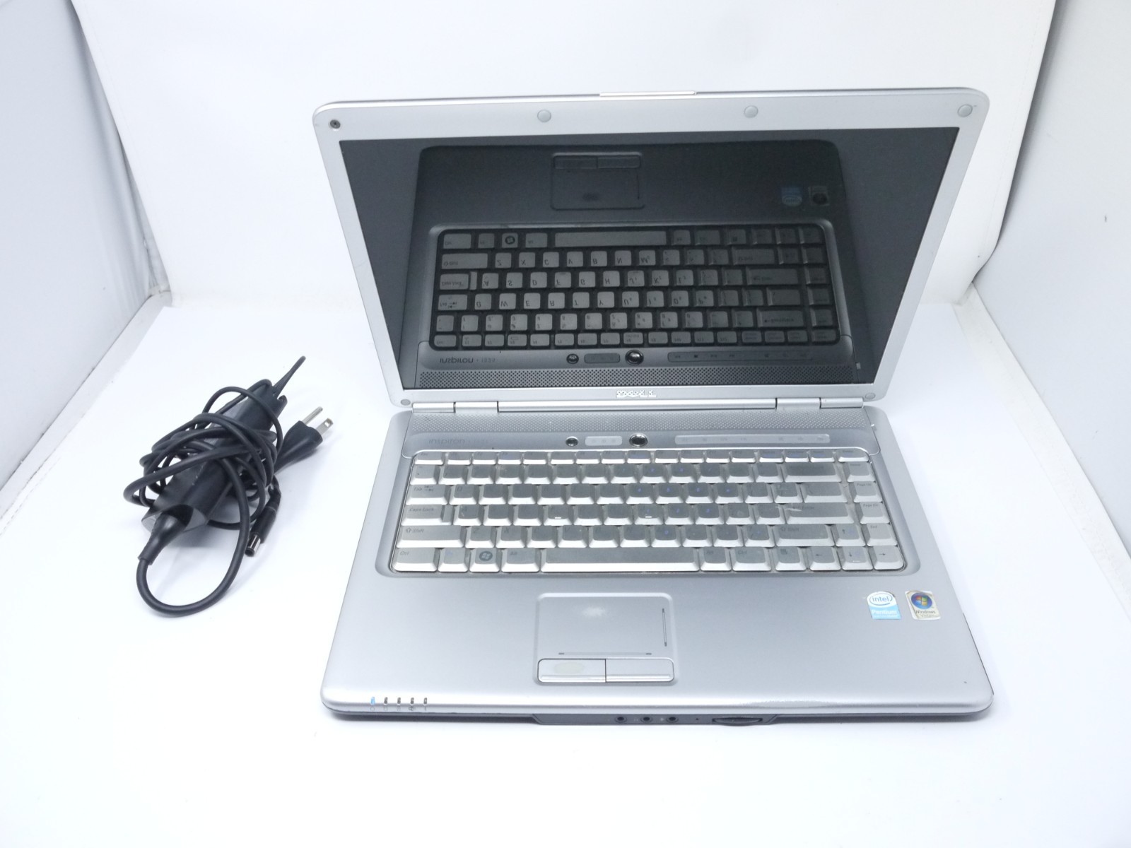 Dell Inspiron 1525 15.4″ Laptop – Pentium T2370 / 1GB Ram / 160GB HDD / Win7