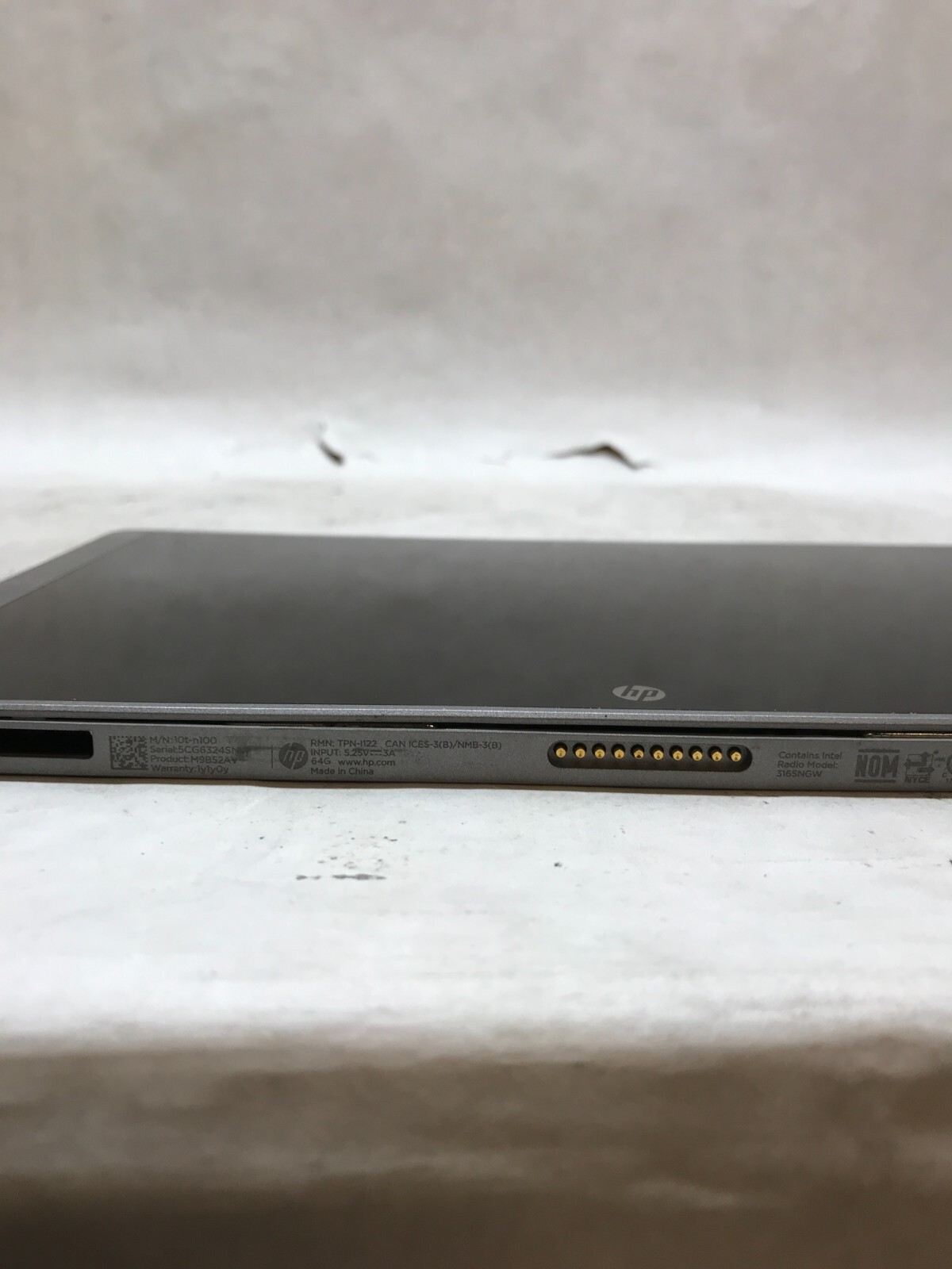 HP 10t-n100 10″ Laptop Intel Atom 1.44GHz 2GB RAM NO HDD/OS For Parts/Repair -DW