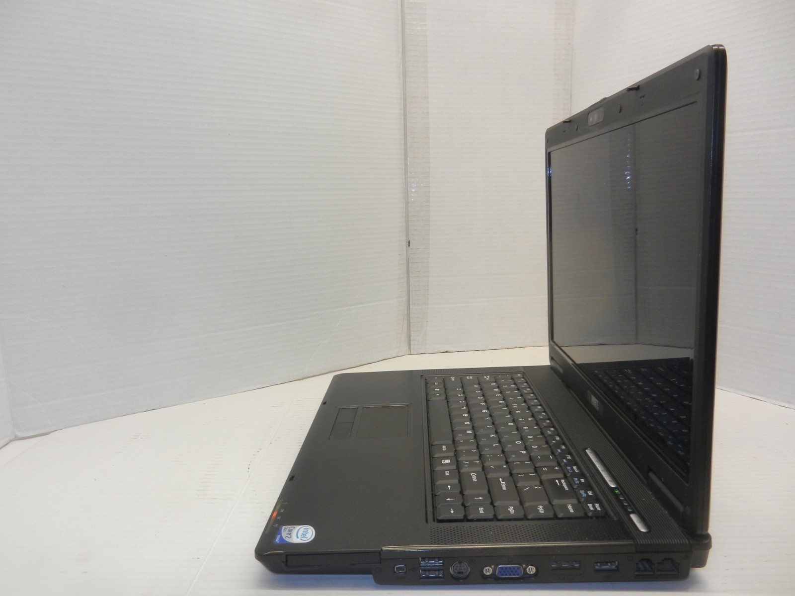 ASUS Z96F 15.4″ CORE 2 DUO T7200@2.0 4GB RAM 250GB HDD WINDOWS 7