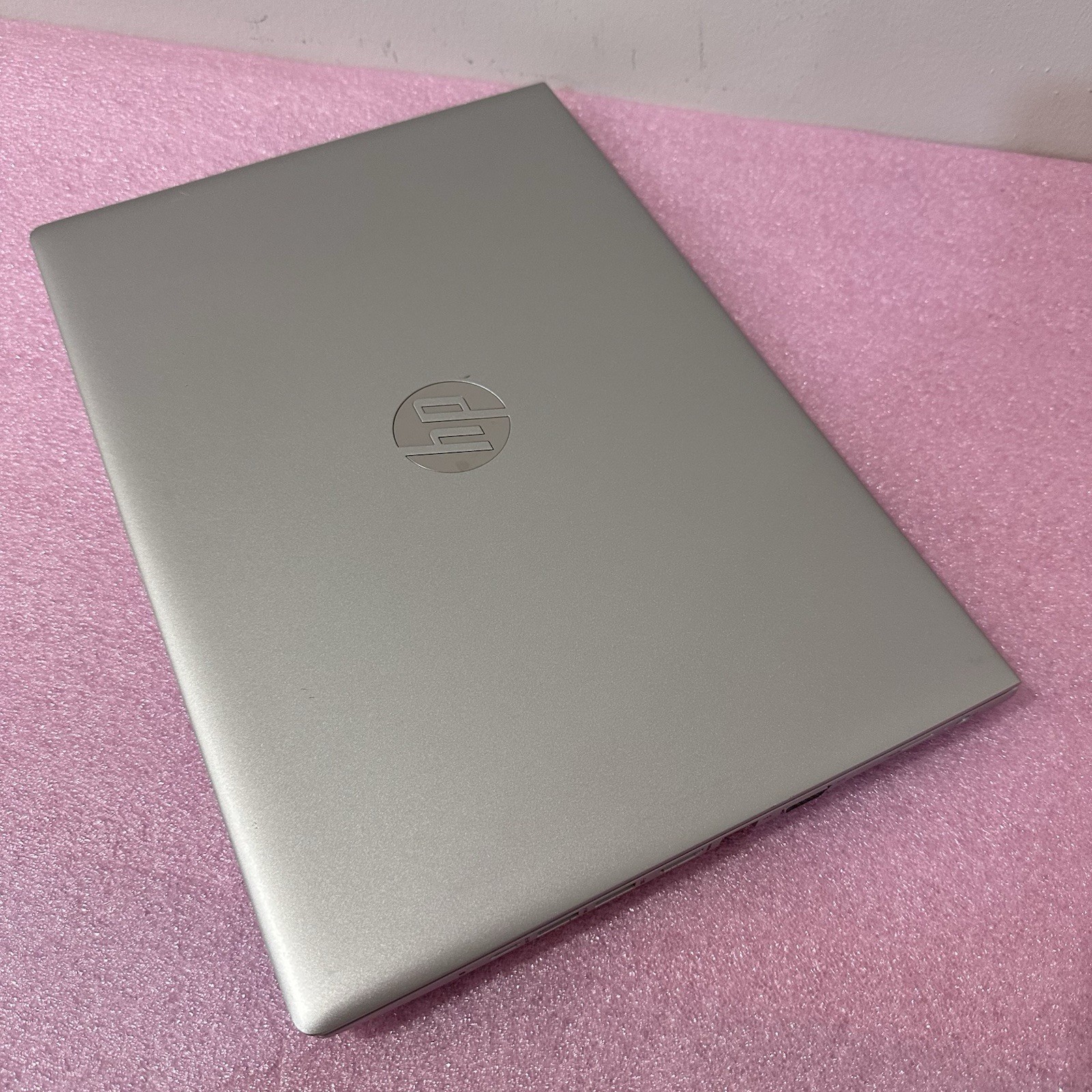 HP ProBook 640 G5 14” I7-8565U 1.8GHz, 8GB RAM, 256GB NVMe, 1920 x 1080